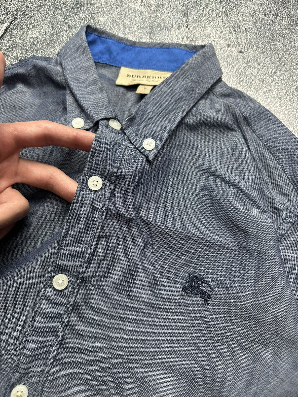 Burberry Burberry Vintage Shirt Button Ups Logo Rare Size US L / EU 52-54 / 3 - 3 Thumbnail