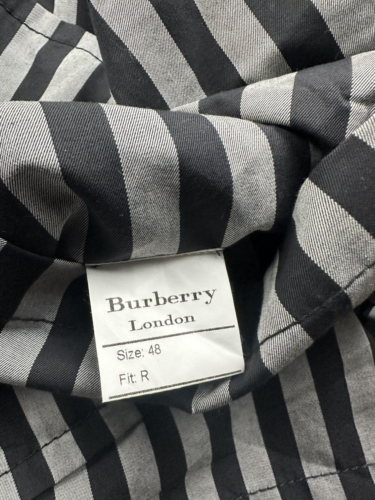 Burberry Burberry poncho jacket Size US M / EU 48-50 / 2 - 4 Thumbnail