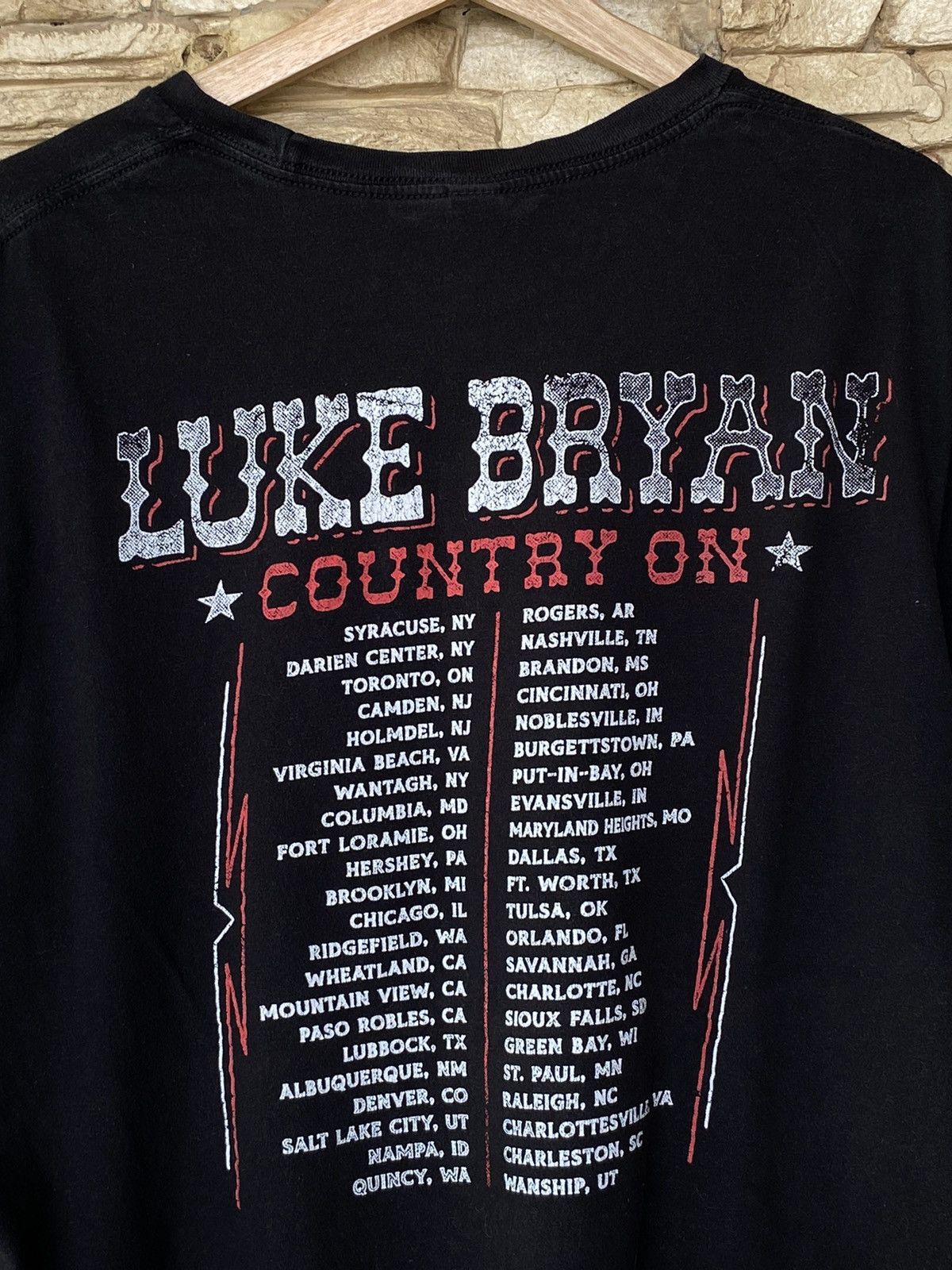 Band Tees 2023 Tour Luke Bryan Band Tees Size US XL / EU 56 / 4 - 9 Thumbnail