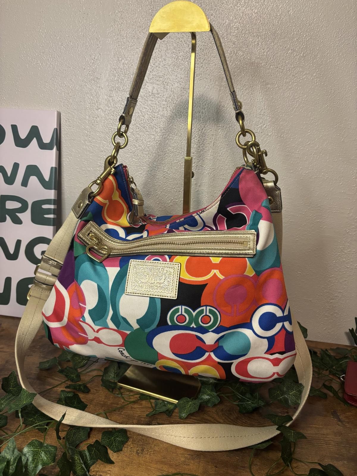 Coach COACH E05Q 8K10 Coach Hobo Signature Purse Handbag