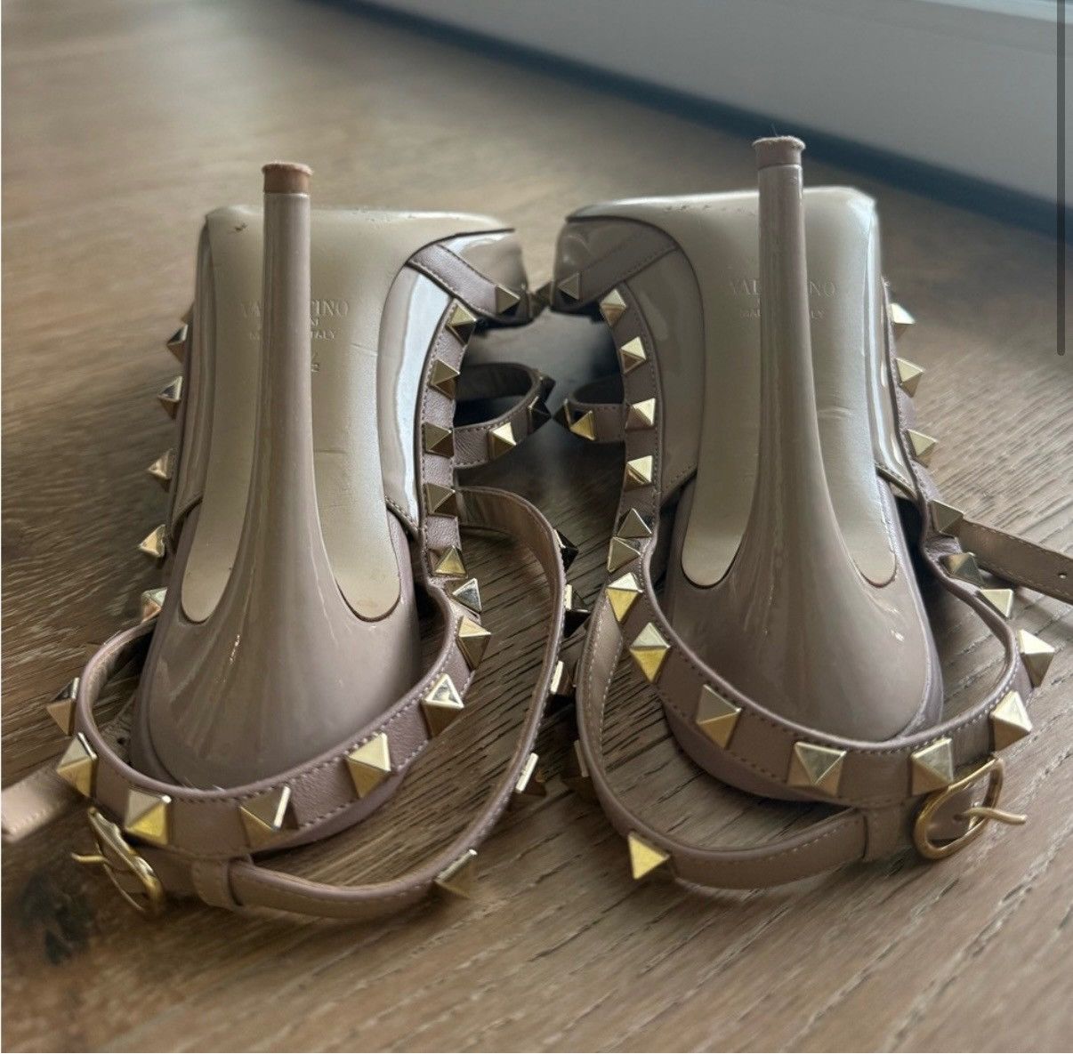 Valentino Valentino Garvani Patent Rockstud Caged Size US 9 / IT 39 - 4 Thumbnail