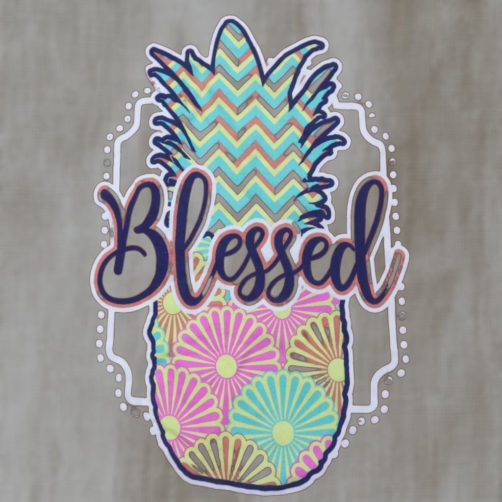Vintage VINTAGE Benny & Belle Pink Pineapple Graphic T-Shirt Women’s Small Casual Summer 2020s Size S / US 4 / IT 40 - 1 Thumbnail