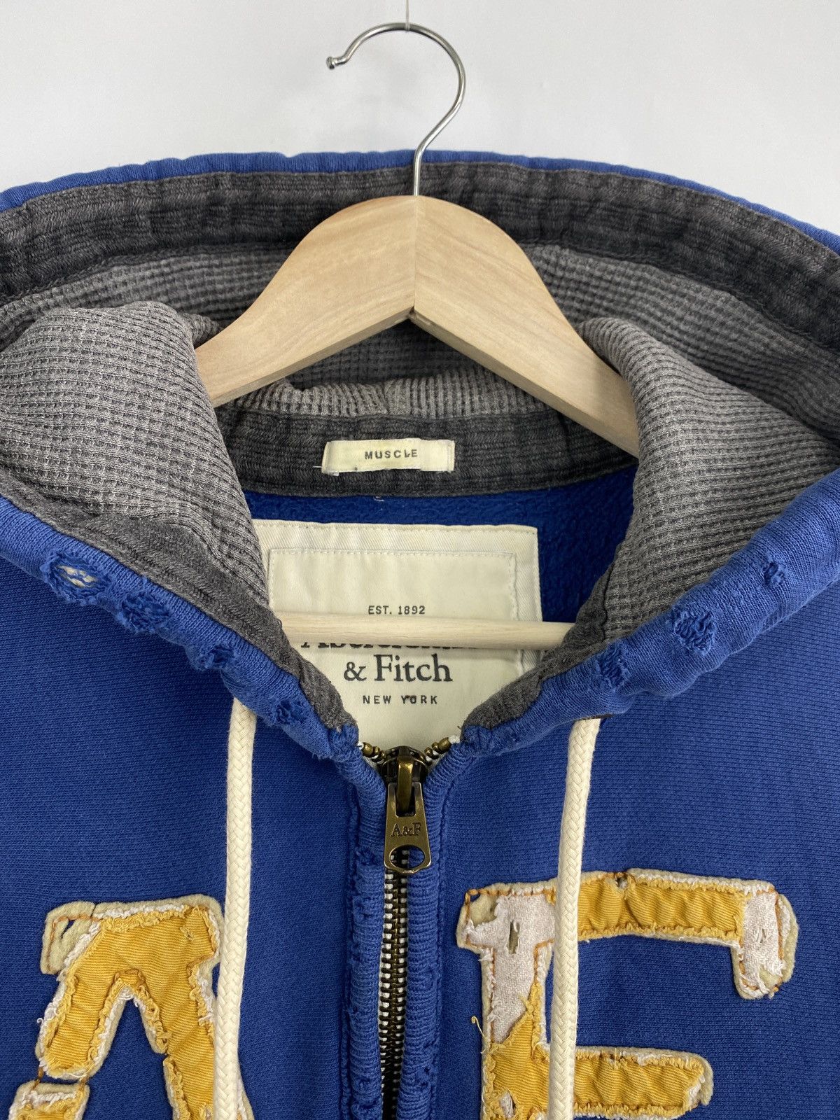 Abercrombie & Fitch Y2K Abercrombie Fitch Thrashed Hoodie Opium Style Rare Retro Size US M / EU 48-50 / 2 - 6 Thumbnail
