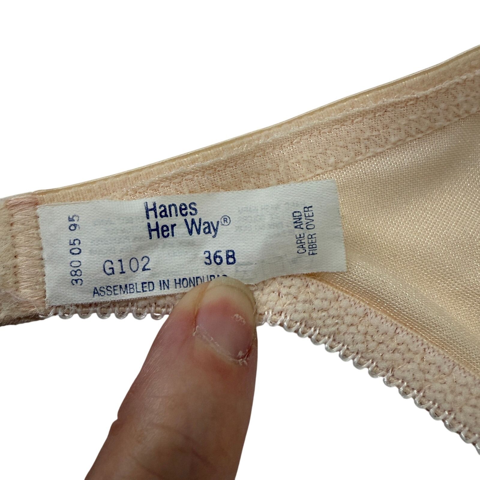 Hanes Vintage Hanes Her Way Bra Nylon Unlined Underwire Lace 36B Size ONE SIZE - 4 Thumbnail