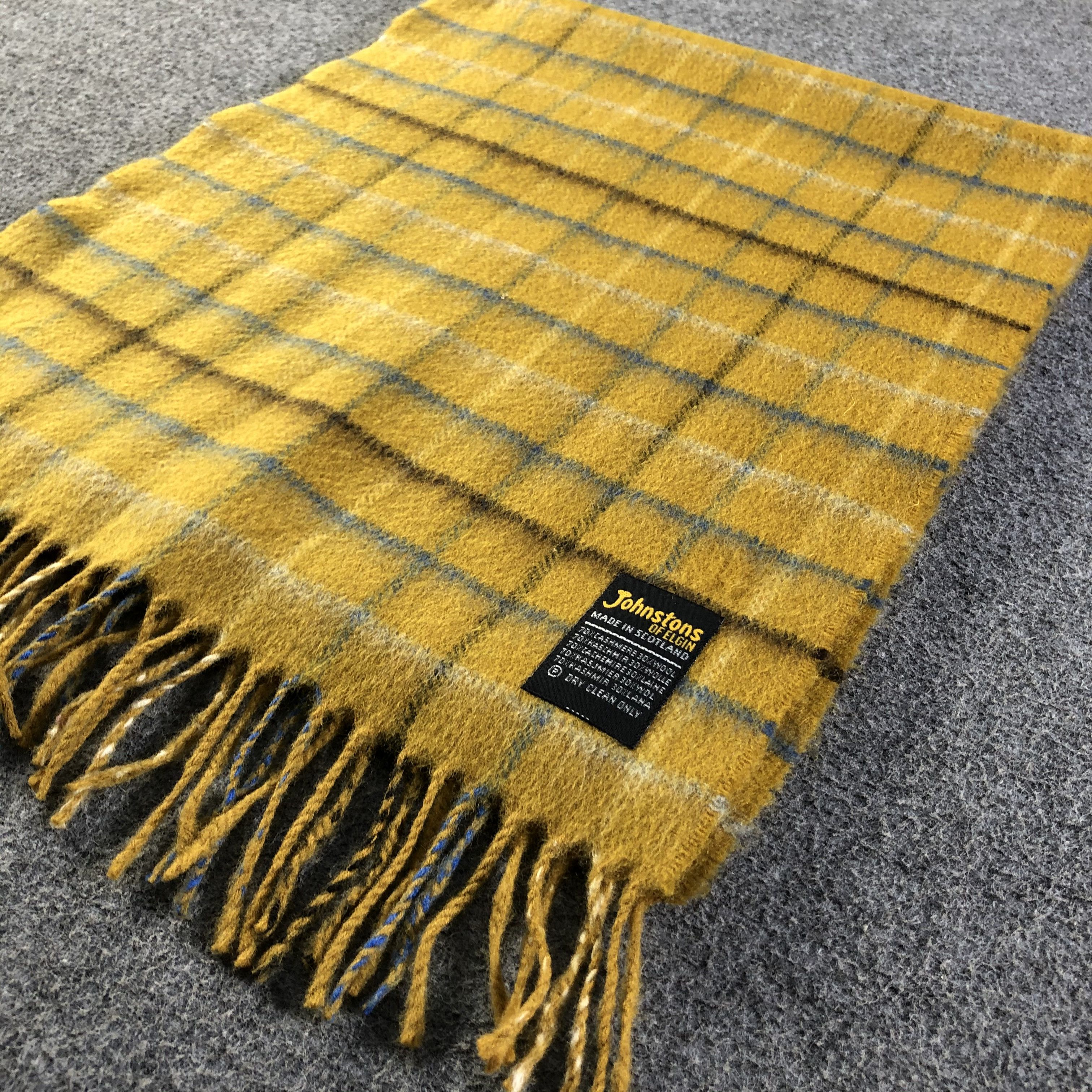 Johnstons Of Elgin Johnstons Of Elgin Cashmere Scarf / Muffler / Neckwear Size ONE SIZE - 3 Thumbnail