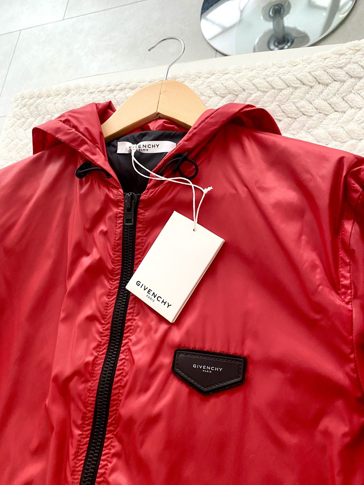 Givenchy BRAND NEW Bright Red Givenchy Light Jacket with TAGS ON Size US S / EU 44-46 / 1 - 3 Thumbnail