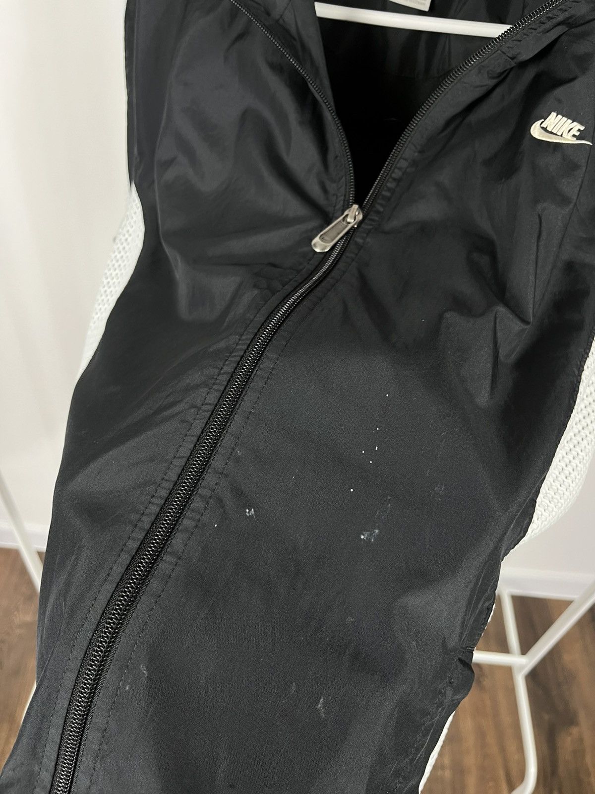Nike × Vintage Nike Distressed Black Windbreaker Jacket Size L Size US L / EU 52-54 / 3 - 6 Thumbnail