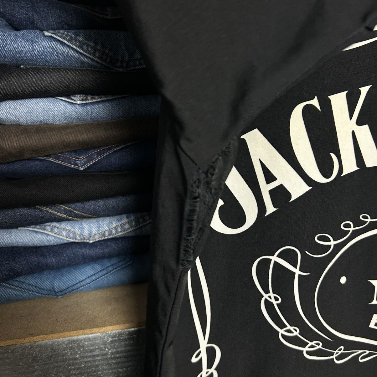 Vintage Vintage Jack Daniels 2005 Graphic overprinted button shirt Size US XL / EU 56 / 4 - 5 Thumbnail