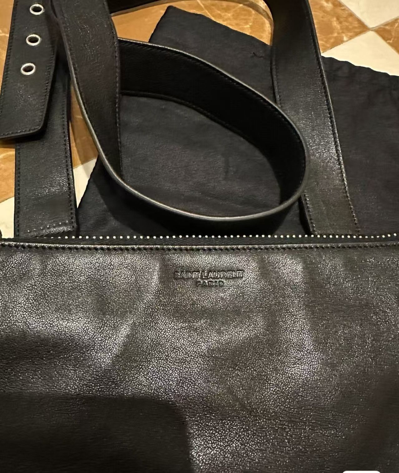 Saint Laurent Paris Saint Laurent Large curved zipped cowhide shoulder bag Size ONE SIZE - 6 Thumbnail
