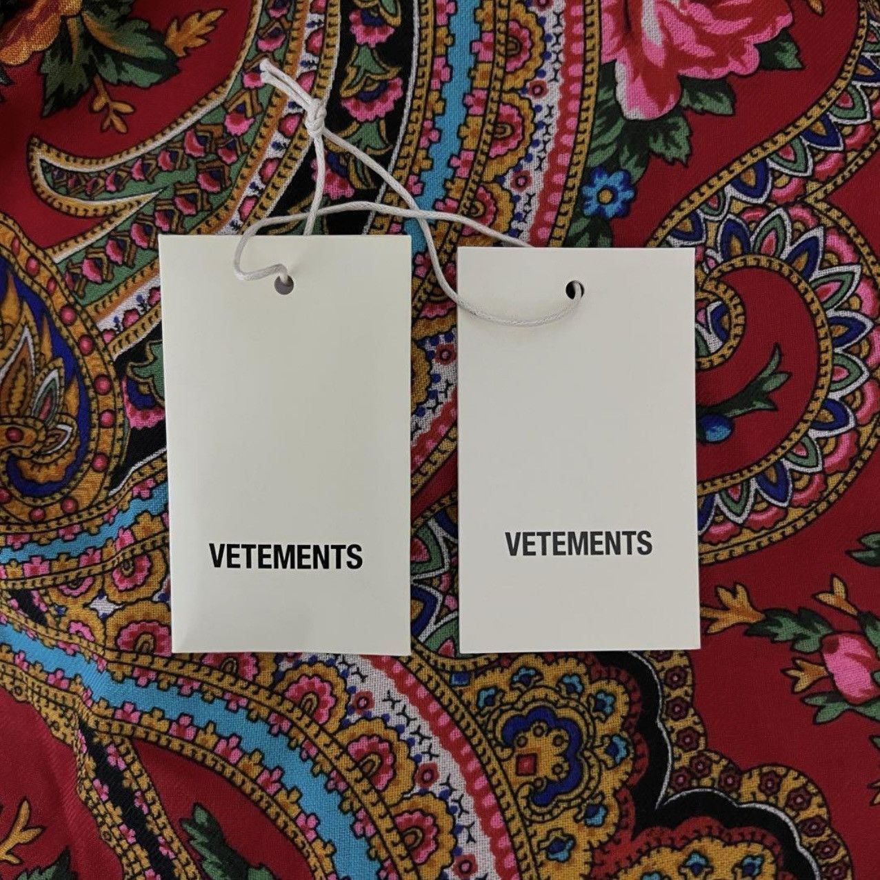 Vetements Vetements SS19 Reversible Scarf Coat Size US S / EU 44-46 / 1 - 10 Thumbnail