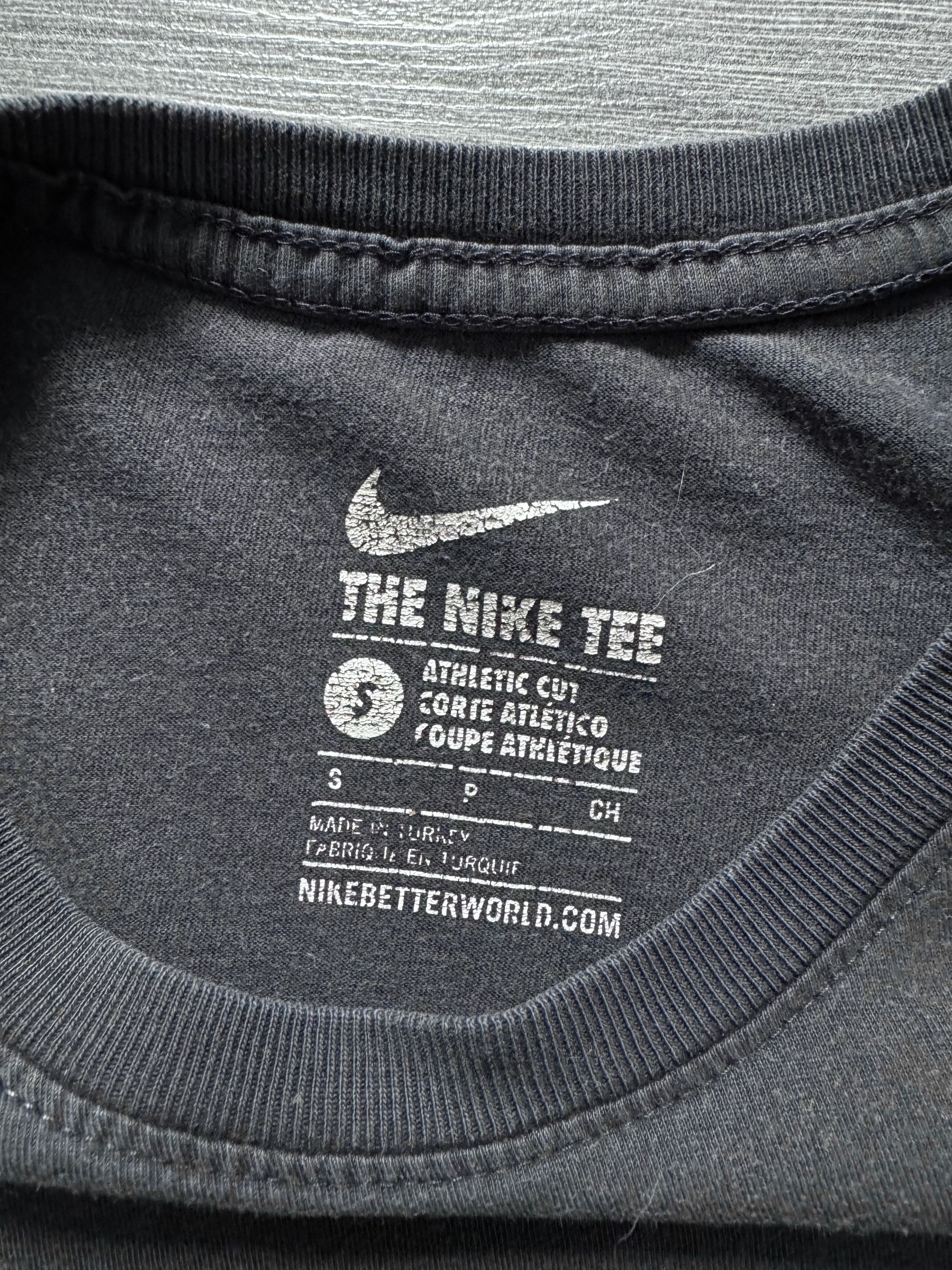 Nike Vintage Y2K Nike Swoosh T-Shirt Washed Gray Size US S / EU 44-46 / 1 - 5 Thumbnail