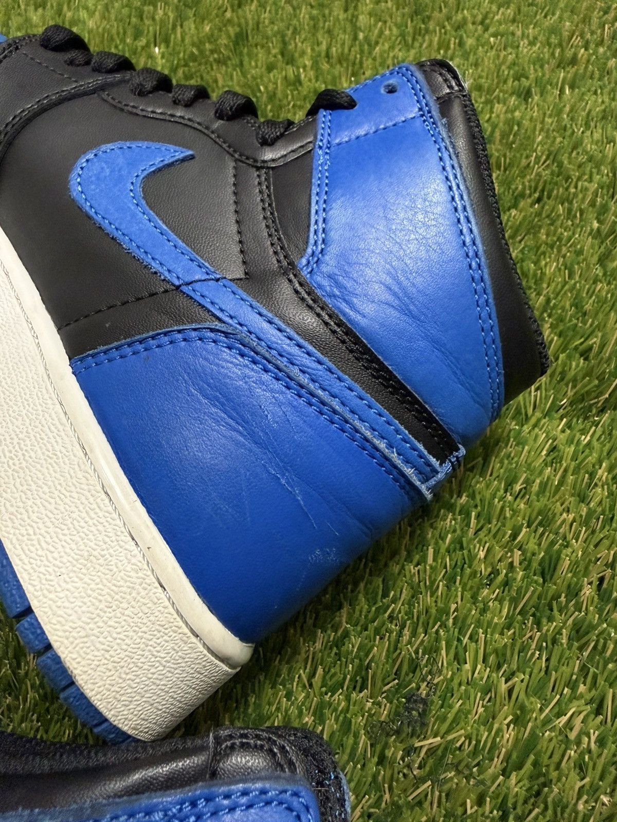 Nike Air Jordan one Royals 2017 Size US 6 / EU 39 - 6 Thumbnail