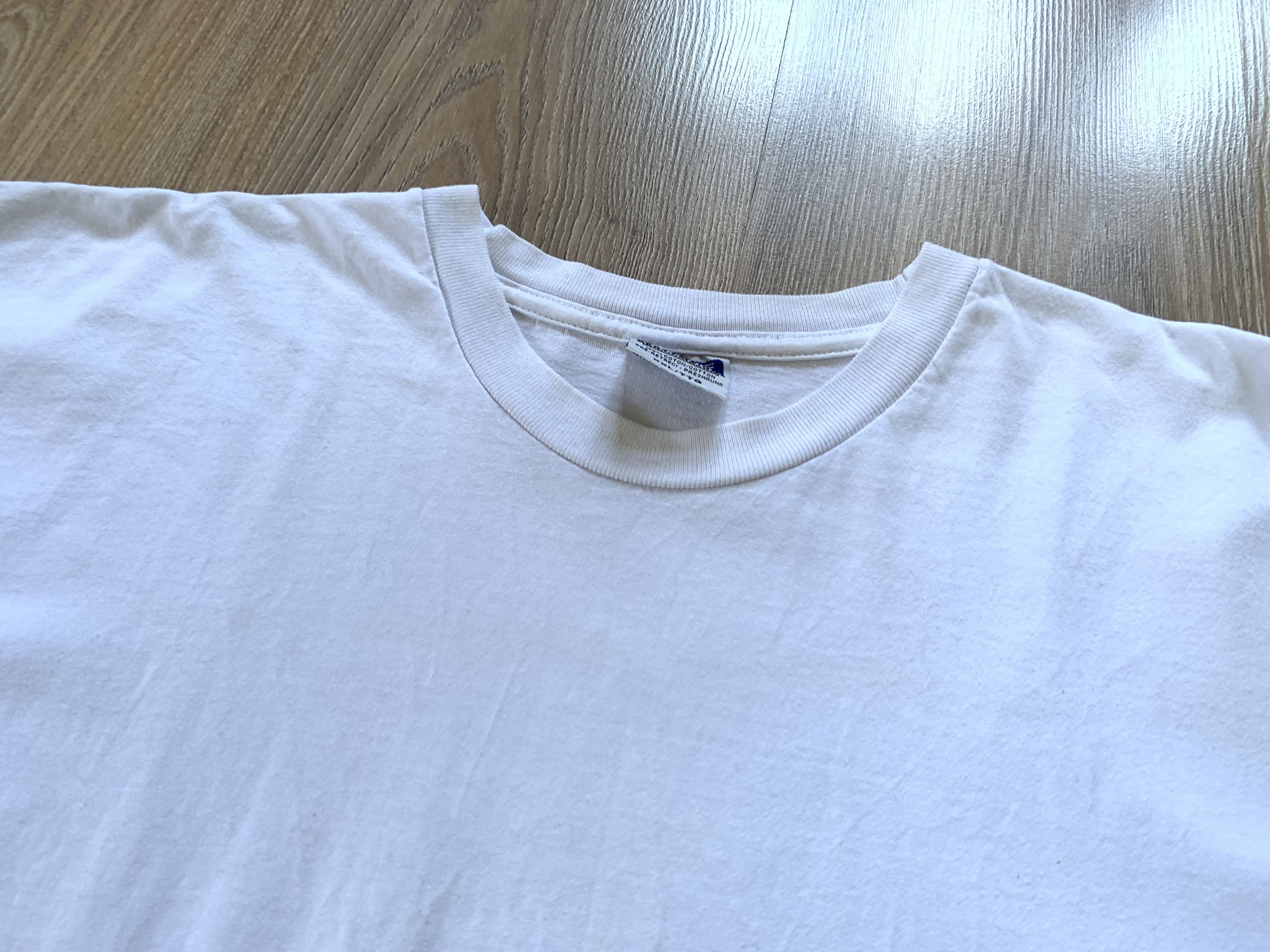 Other Vintage Montreal Canada White Embroidered T-Shirt Size US XXL / EU 58 / 5 - 4 Thumbnail