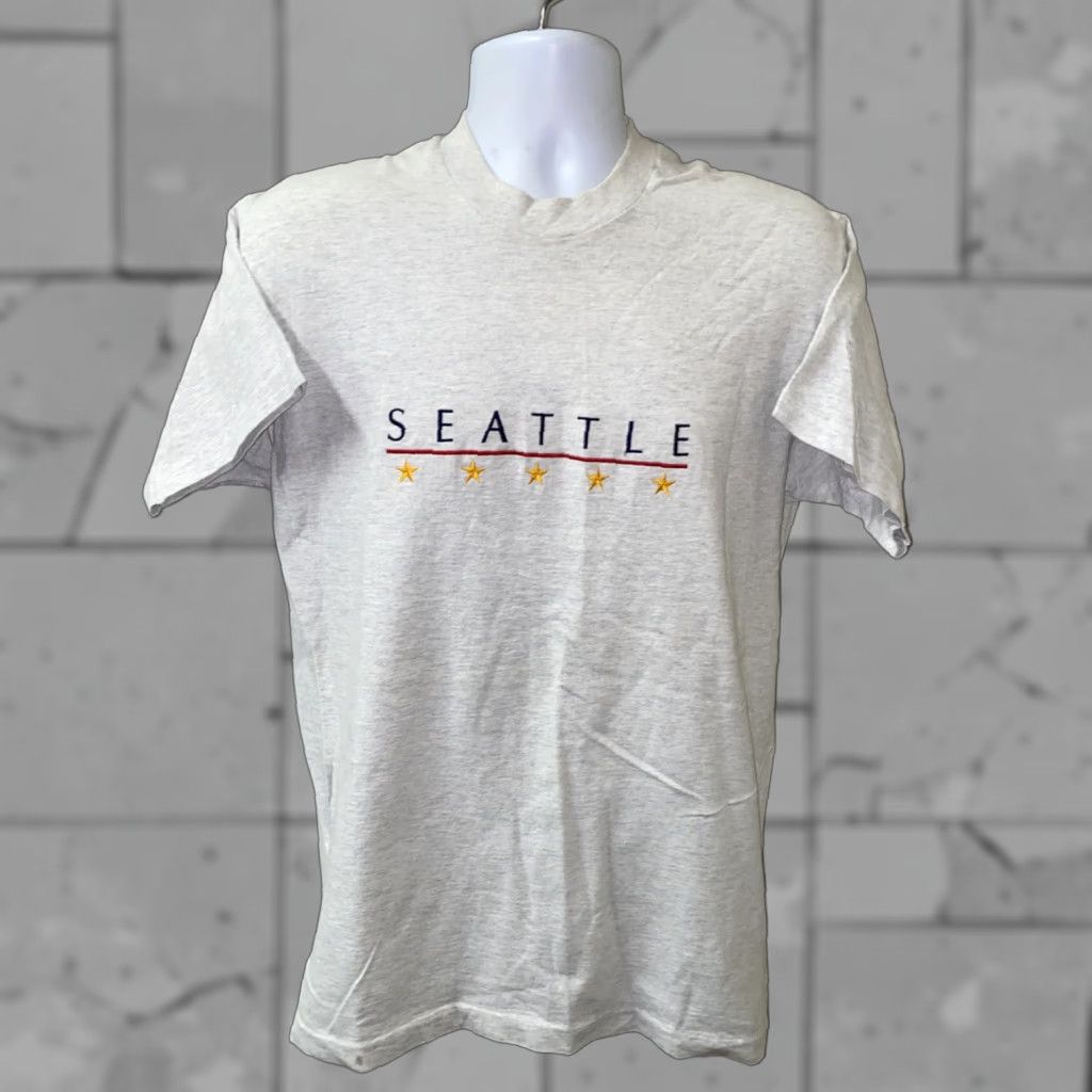 Fruit Of The Loom VINTAGE Fruit of the Loom Seattle Short Sleeve Basic T-Shirt Mens L White/Gray USA Shirt Size US L / EU 52-54 / 3 - 1 Thumbnail
