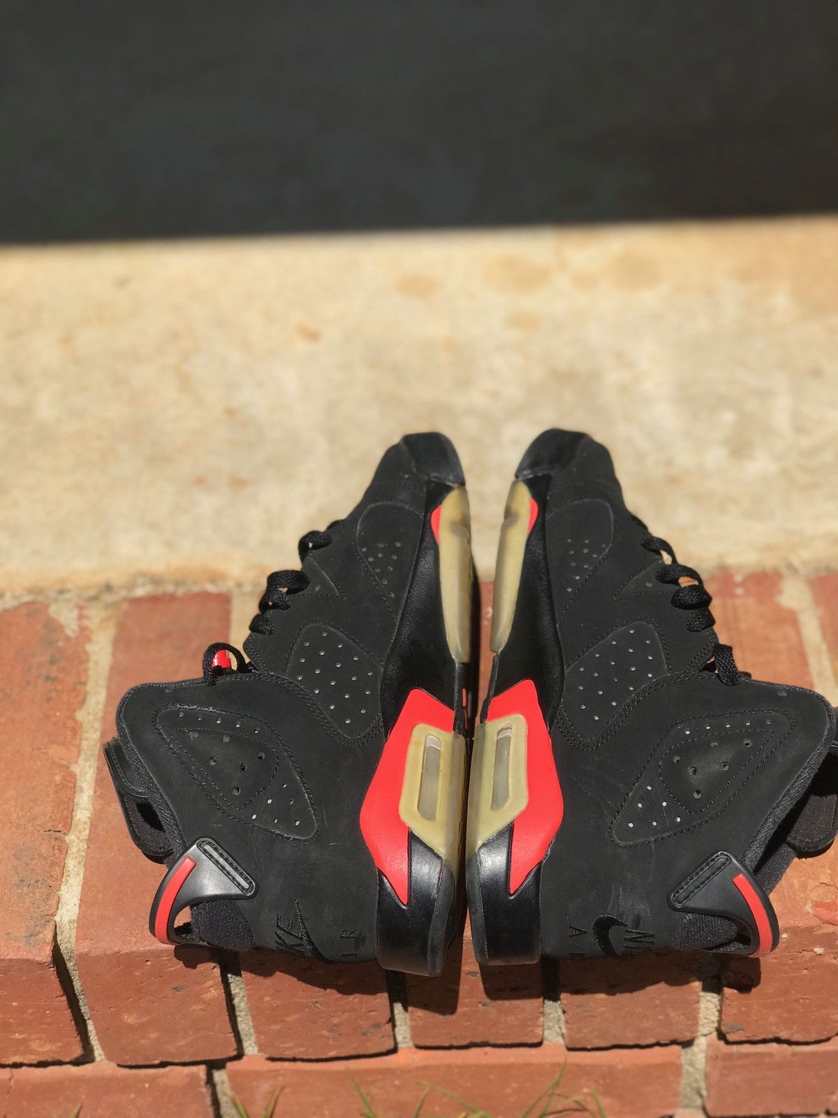 Jordan Brand Air Jordan Retro 6 Black Infrared (2019) Size 5.5Y / 7 Wmns Size US 5.5 / EU 38 - 5 Thumbnail