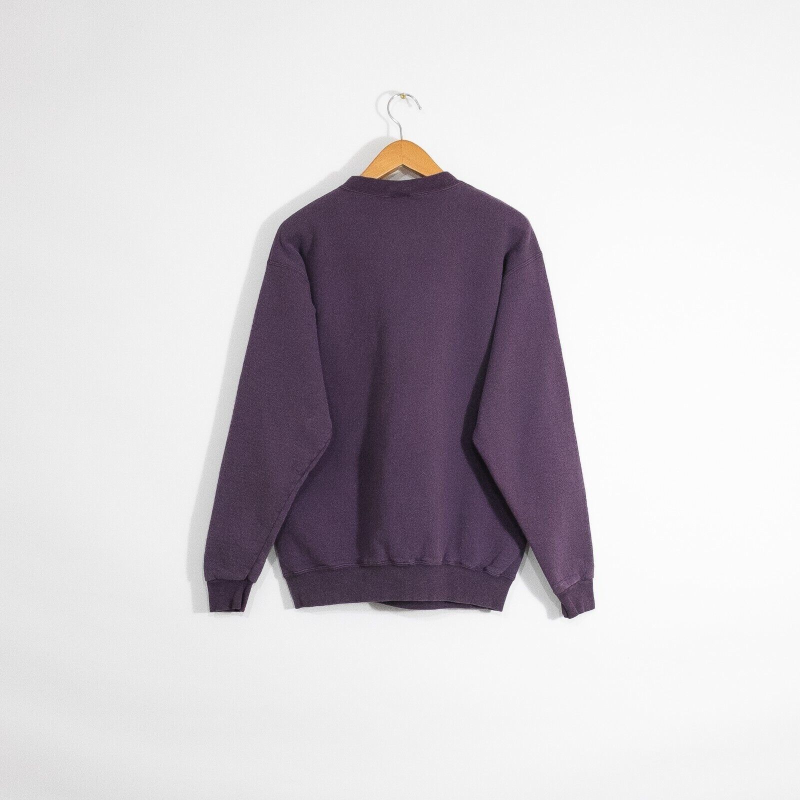Vintage Vintage 90s Virginia Beach Sweatshirt L - Faded Distressed Size US L / EU 52-54 / 3 - 6 Thumbnail