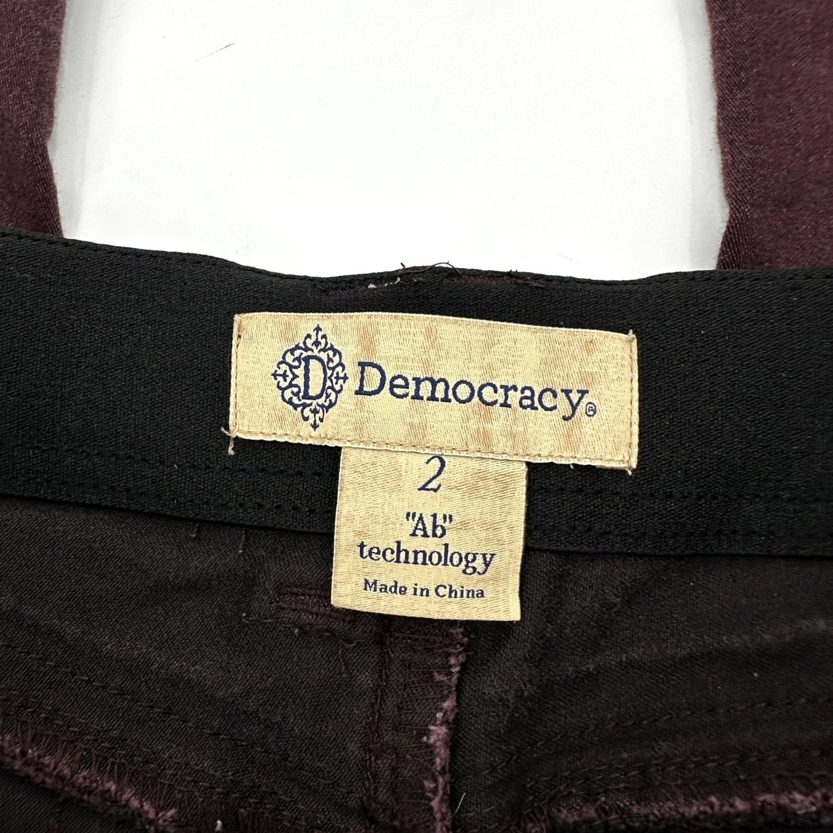 Vintage Democracy Jeans Burgundy Skinny Jeans Women's Size 2 Denim Stretch 5-Pocket Design Slimming Comfort Size 26" / US 2 / IT 38 - 3 Thumbnail