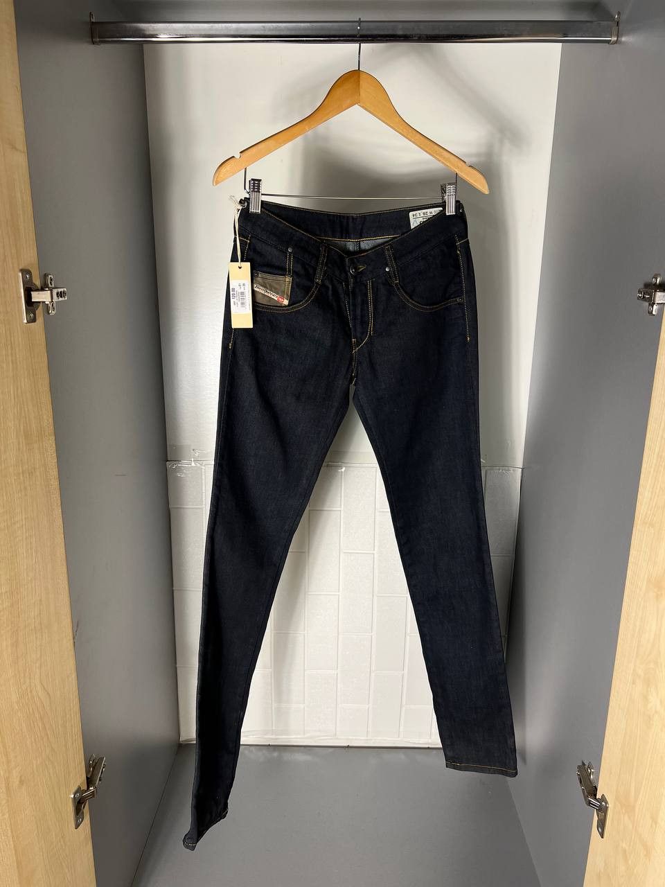 Diesel VINTAGE DIESEL INDUSTRY DENIM DIVISION DENIM SKINNY Y2K 90s Size 28" / US 6 / IT 42 - 1 Thumbnail