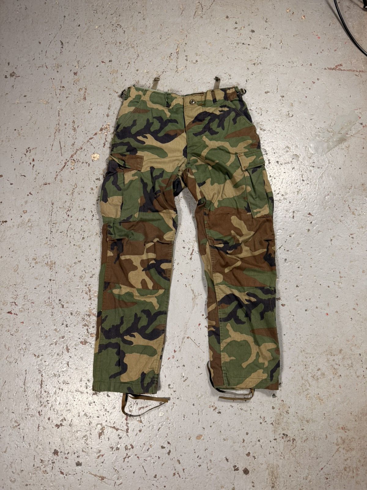 Other Vintage Dark Camo Military Cargo Pants Size US 32 / EU 48 - 2 Thumbnail
