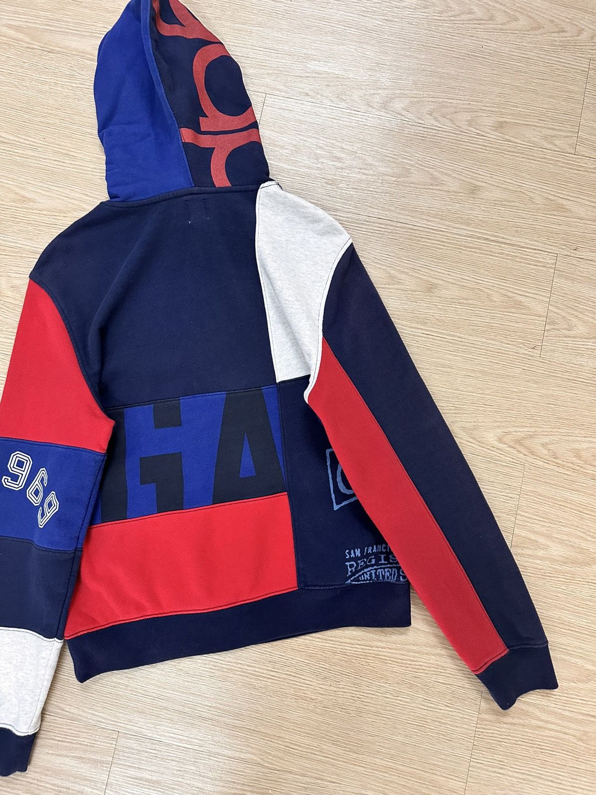 Beauty Beast Very Rare And Beautiful Gap Authentic Patchwork Hoodie Size US M / EU 48-50 / 2 - 12 Thumbnail
