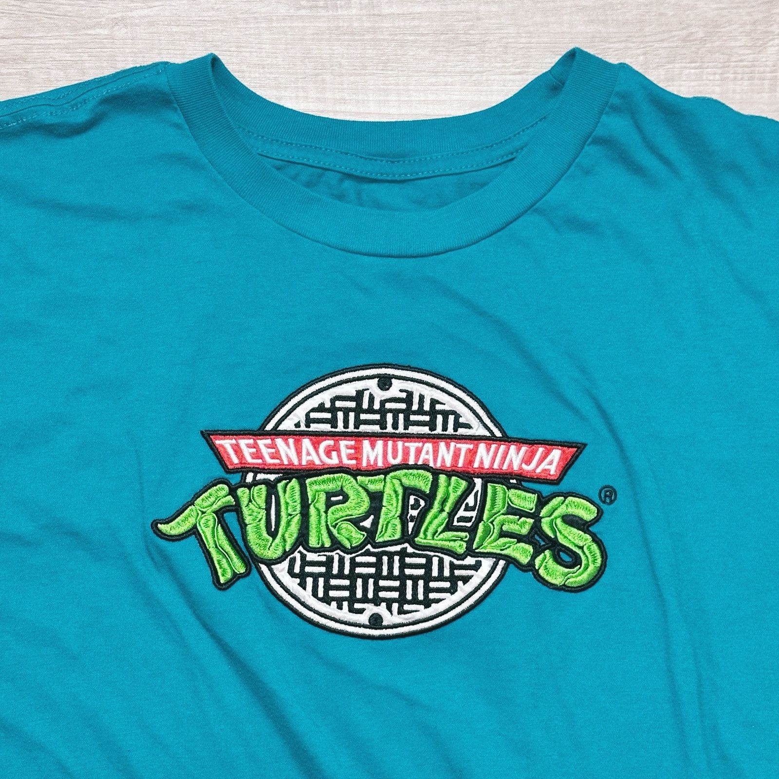 Nickelodeon Teenage Mutant Ninja Turtles Logo Graphic Shirt Men’s 2XL Size US XXL / EU 58 / 5 - 5 Thumbnail