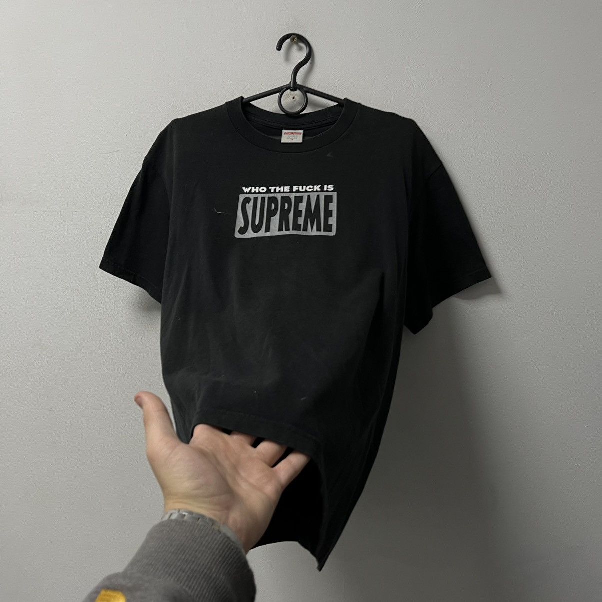 Supreme Men’s Supreme T-Shirt Big Logo Size M Size US M / EU 48-50 / 2 - 6 Thumbnail