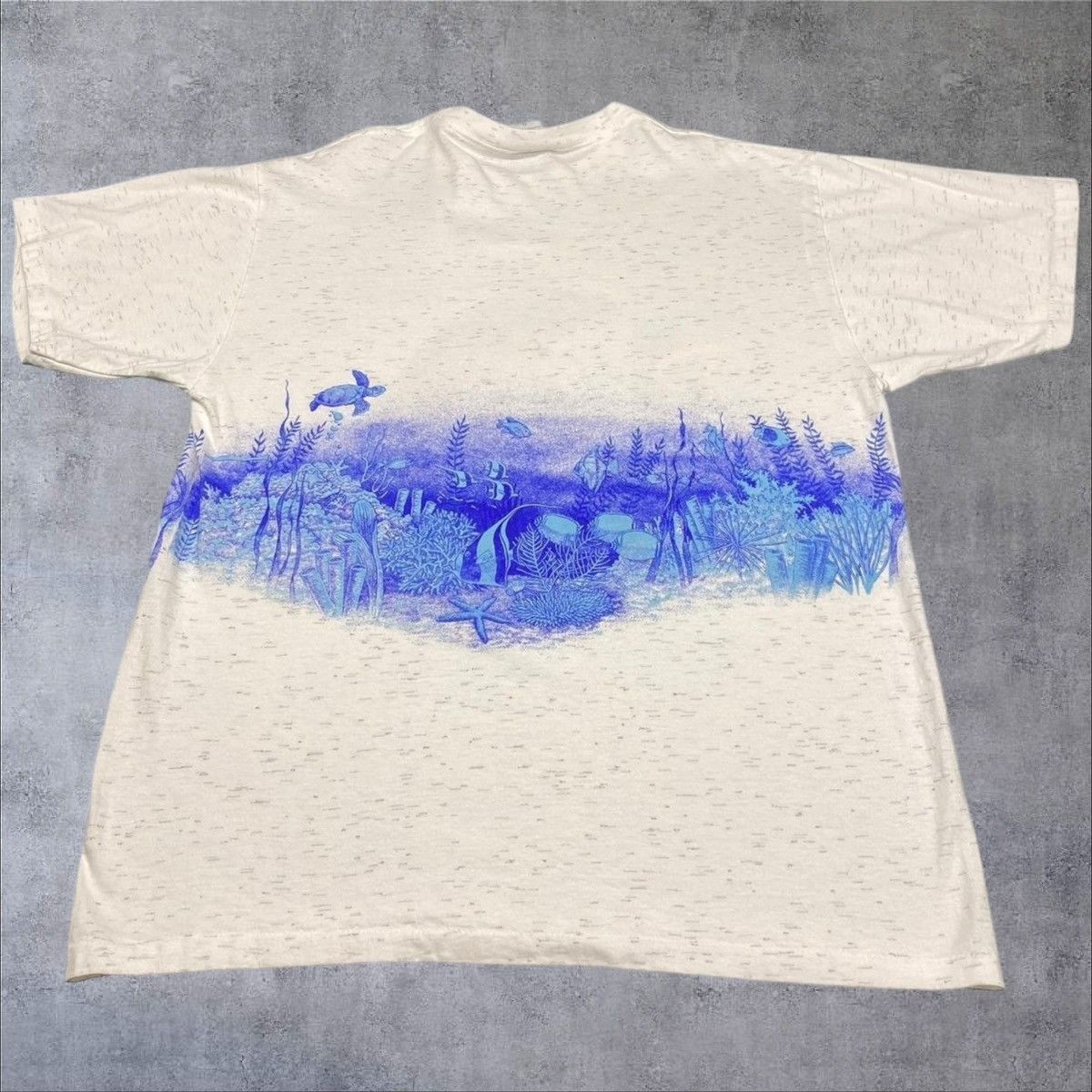 Vintage Vintage Dolphin Shirt Size US XL / EU 56 / 4 - 2 Thumbnail