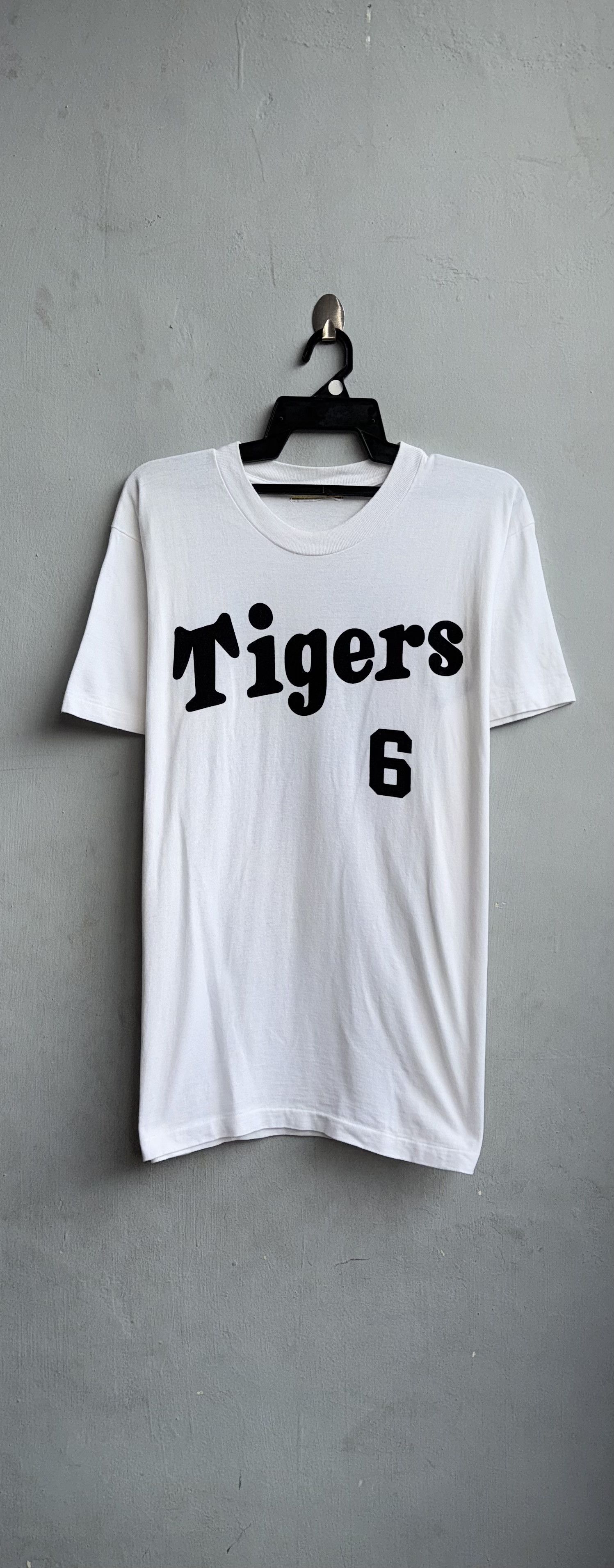 MLB Vintage MLB NPB Hanshin Tigers X Kanemoto 6 Tee Size US L / EU 52-54 / 3 - 1 Thumbnail