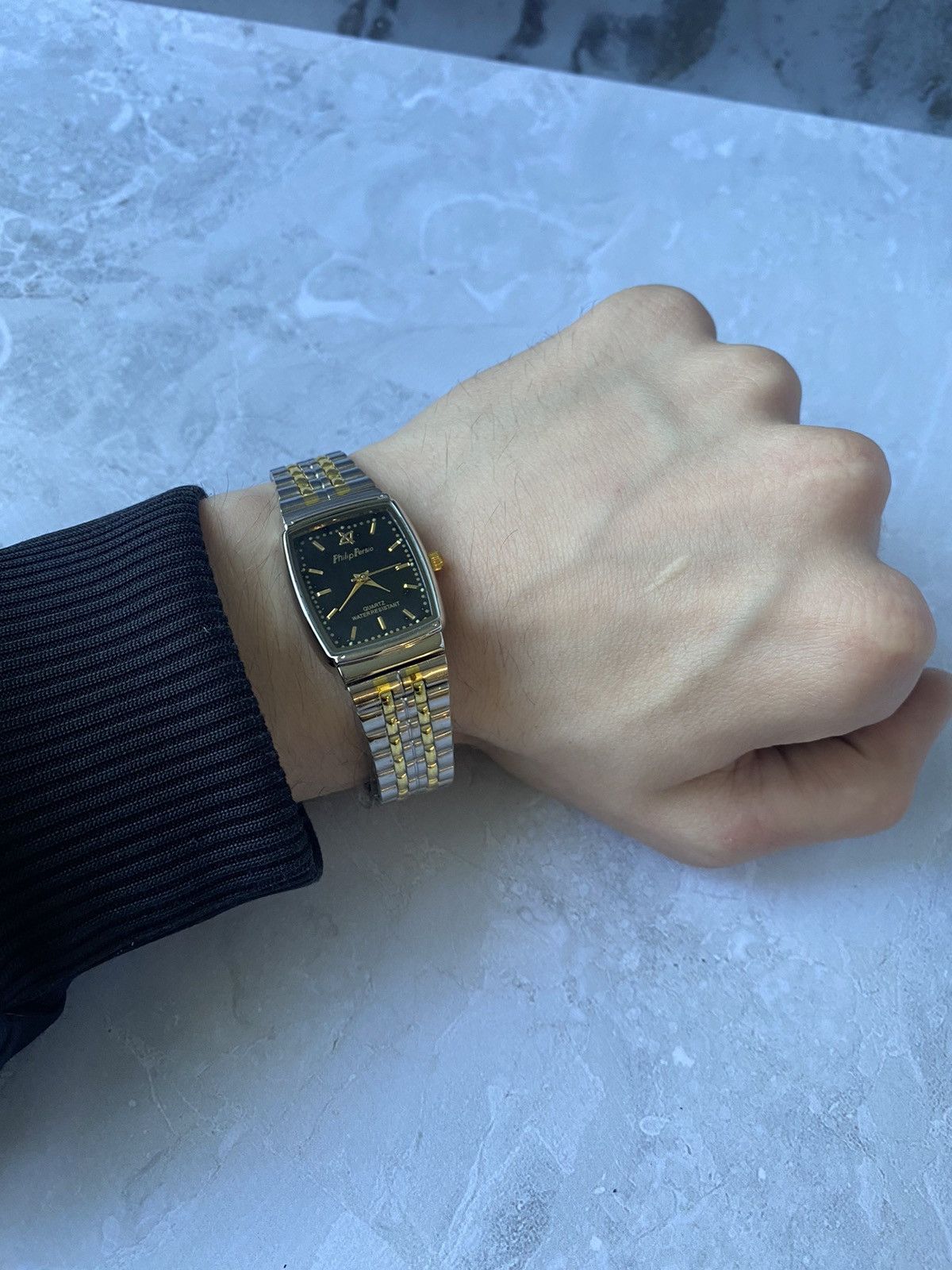 Japanese Brand × Jewelry × Vintage Stylish Philip Persio Black Dial Watch Size ONE SIZE - 2 Thumbnail