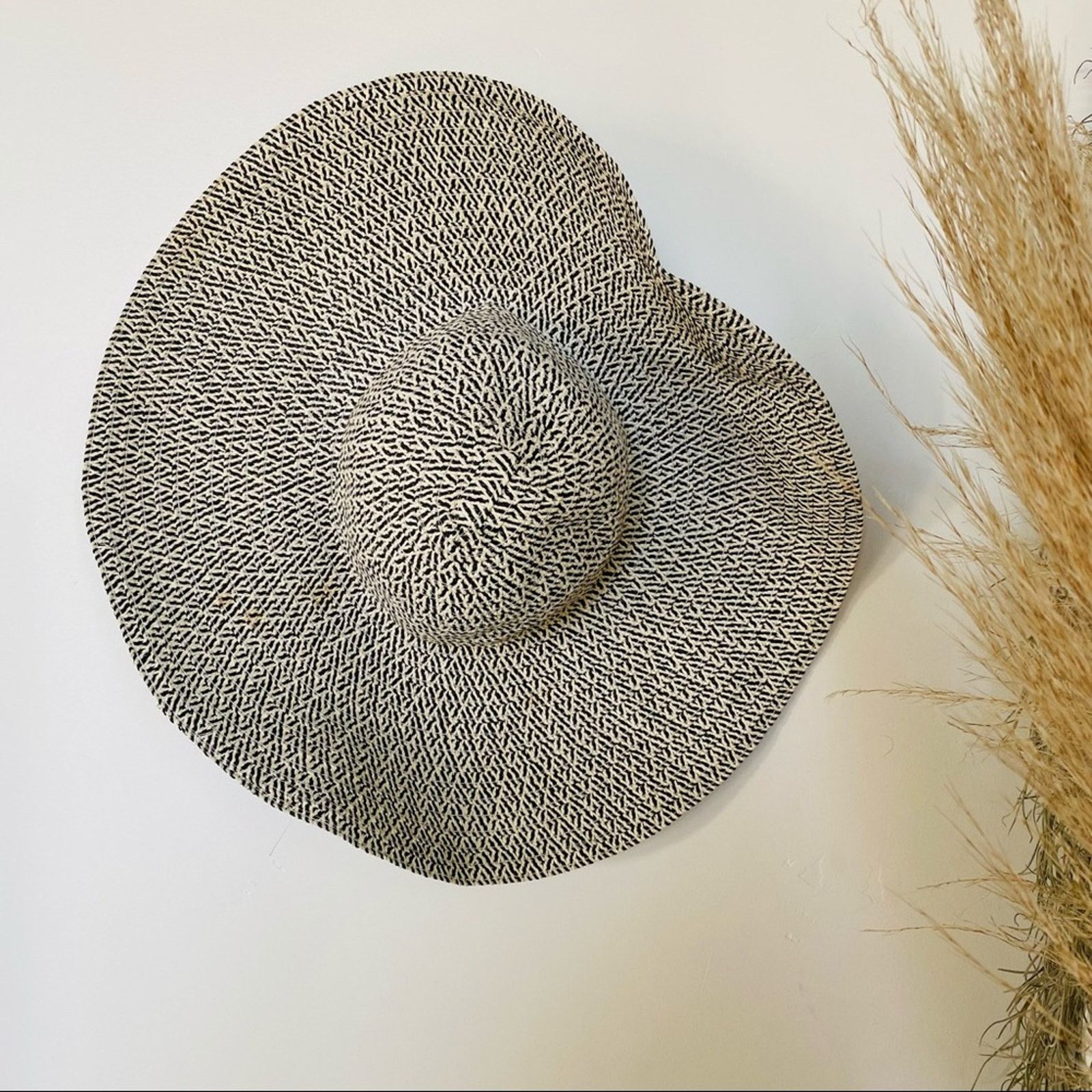 J.Crew J CREW Black White Grey Woven Floppy Wide Brim Sun Hat Size ONE SIZE - 2 Thumbnail