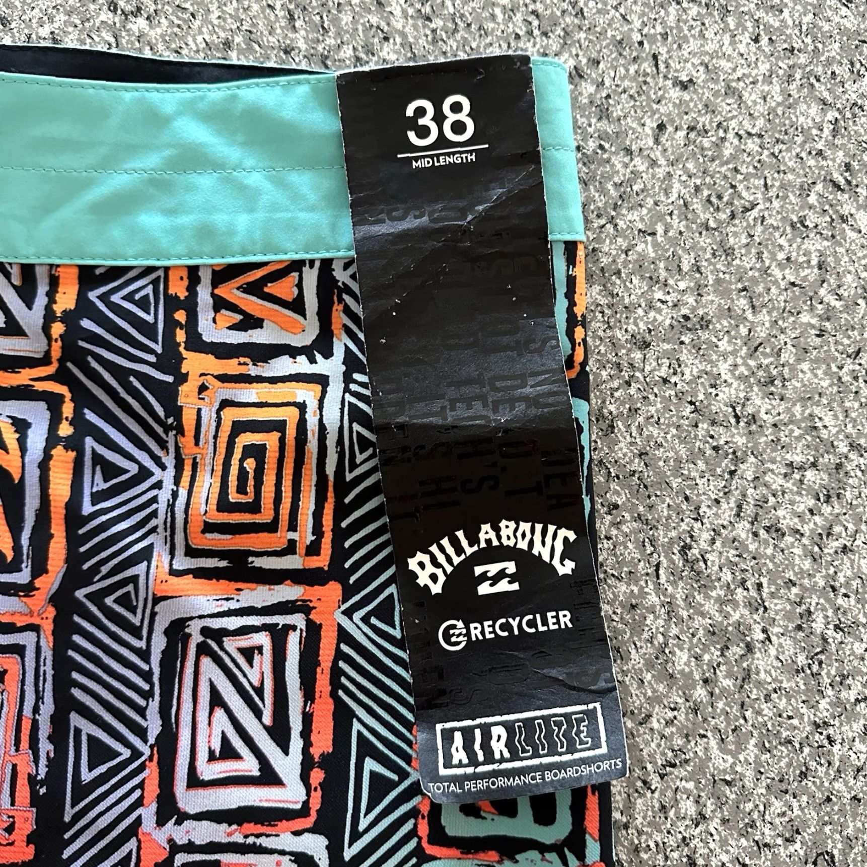 Billabong Billabong Boardshorts 19” Mens Size 38 Black Air Lite Stretch Pro Colorblock 90% Polyester 10% Spandex Mens Board Shorts Size US 38 / EU 54 - 2 Thumbnail