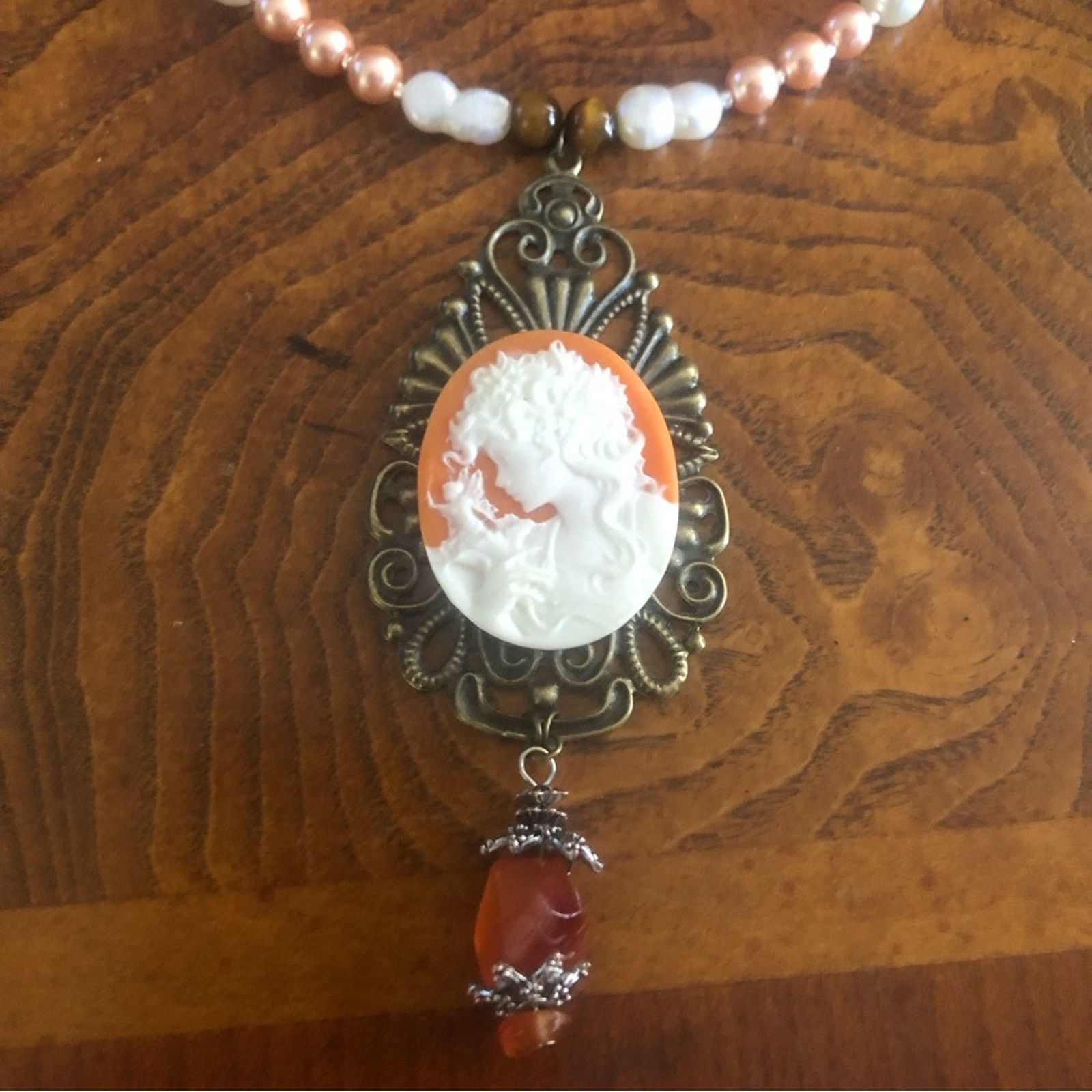 Handmade Handcrafted whimsical lady cameo pendant Pearl necklace Size ONE SIZE - 6 Thumbnail