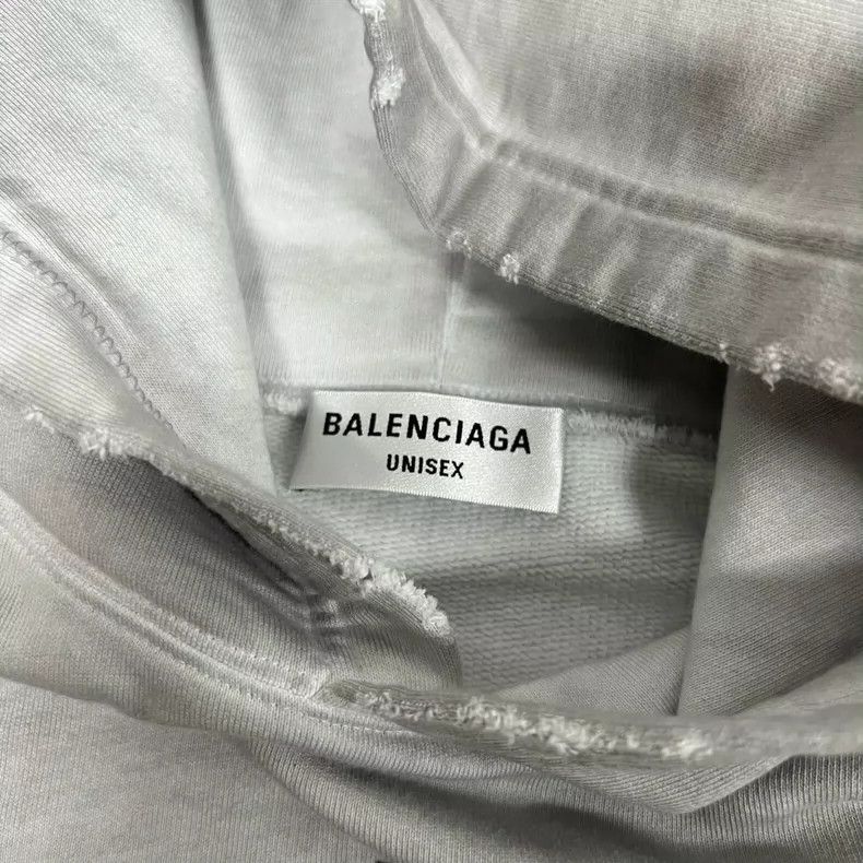 Balenciaga Balenciaga Rainbow graffiti Logo hooded sweater Size US M / EU 48-50 / 2 - 6 Thumbnail