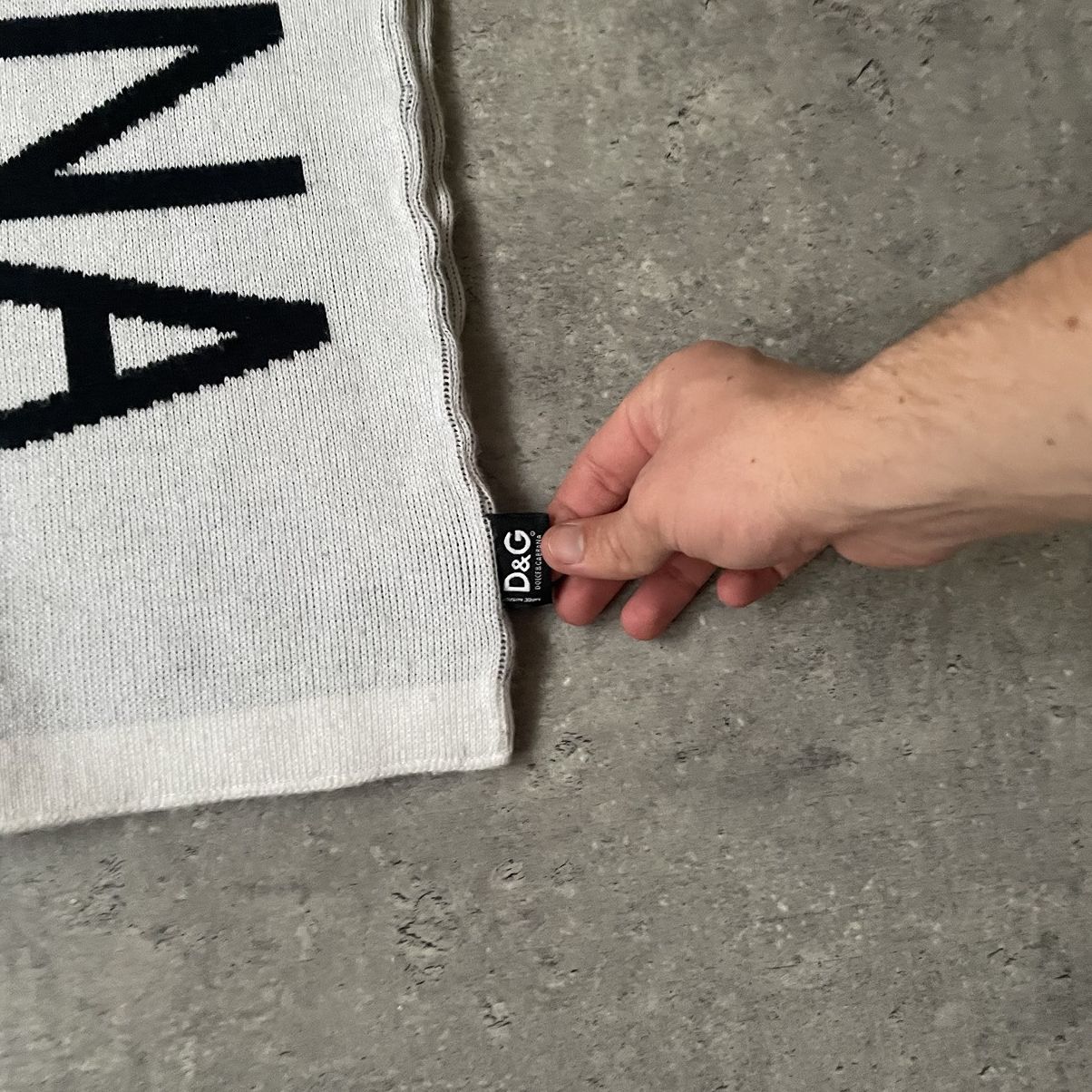 Dolce & Gabbana × Vintage Vintage Dolce&Gabbana Big Logo Scarf Size ONE SIZE - 3 Thumbnail