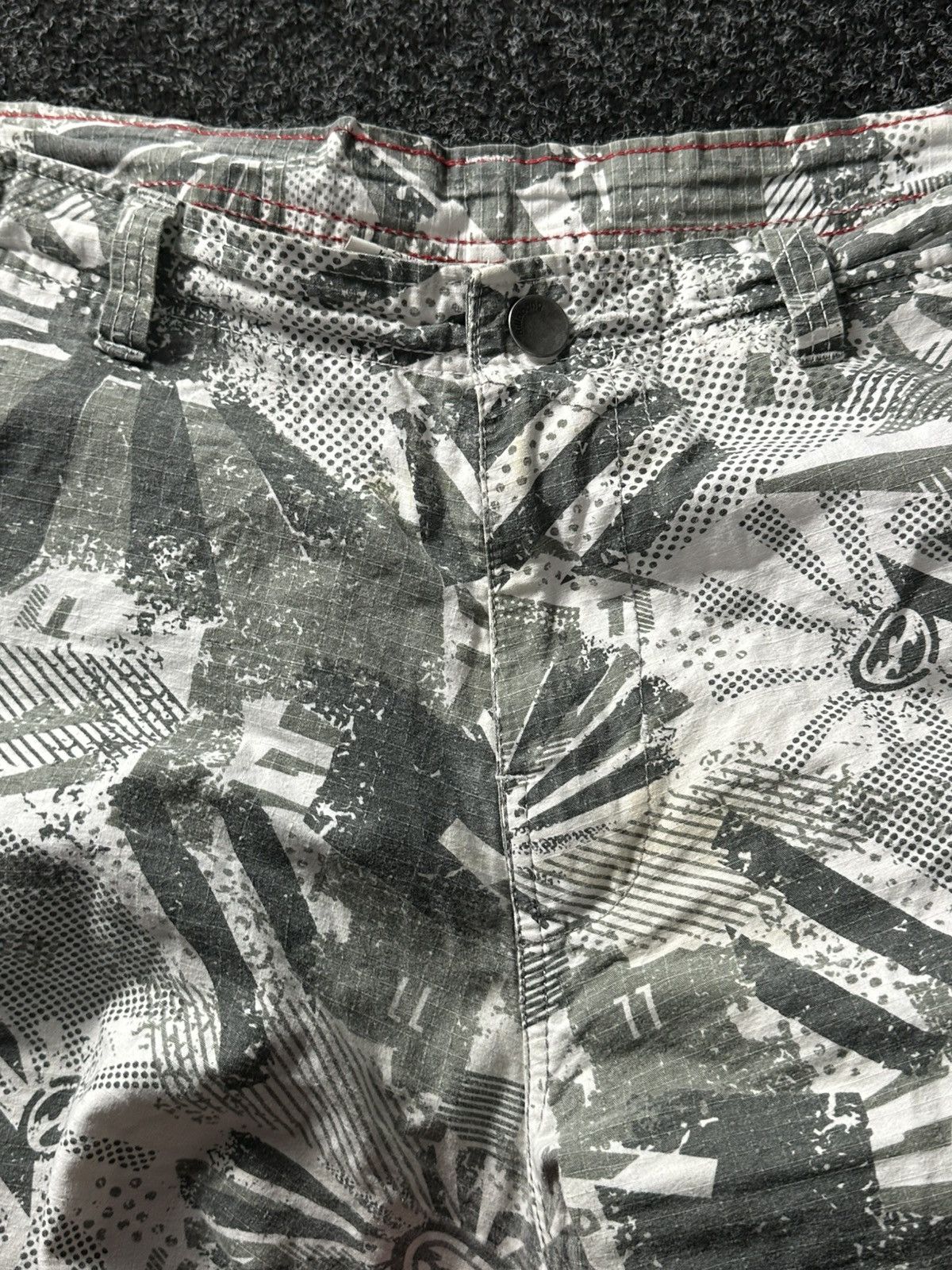 Billabong × Vintage 🚨Vintage BILLABONG OVER PRINT FLOWER Japanese Surf Shorts Size US 42 / EU 58 - 5 Thumbnail