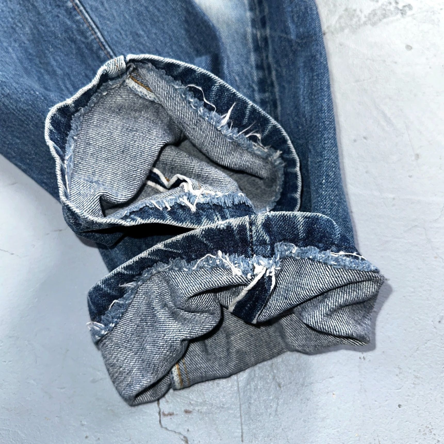 Levi's Levi's 501 XX VTG 70s Jeans Straight 27x31 Med Wash Blue Denim Cotton Button Vintage Men Regular XX 501 Series USA 80s 70s Tailored Altered Size US 27 - 5 Thumbnail