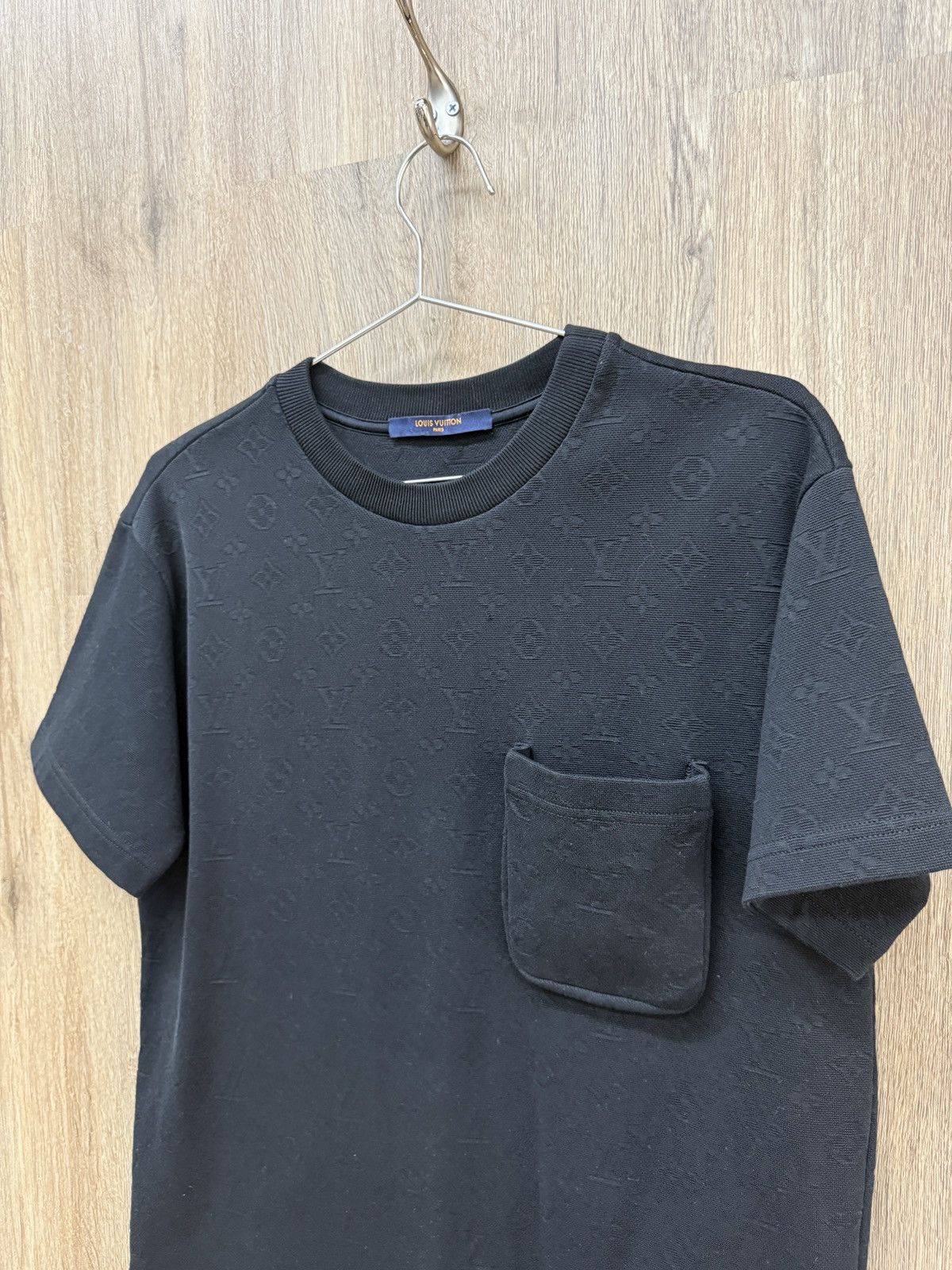 Louis Vuitton Louis Vuitton Black Monogram Pocket Tee Size US XS / EU 42 / 0 - 2 Thumbnail