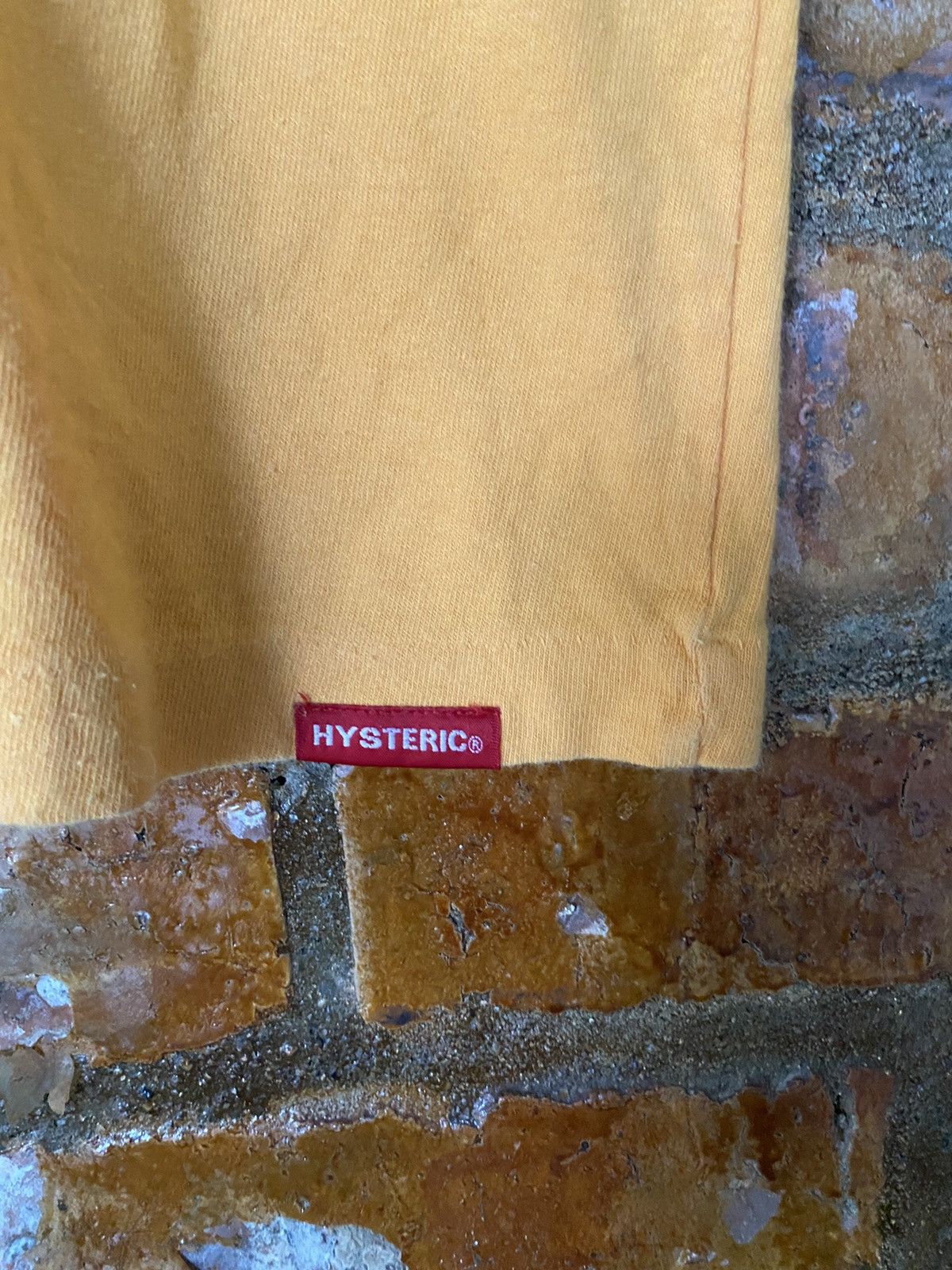 Hysteric Glamour 1990s Hysteric Pinup logo tee Size US M / EU 48-50 / 2 - 6 Thumbnail