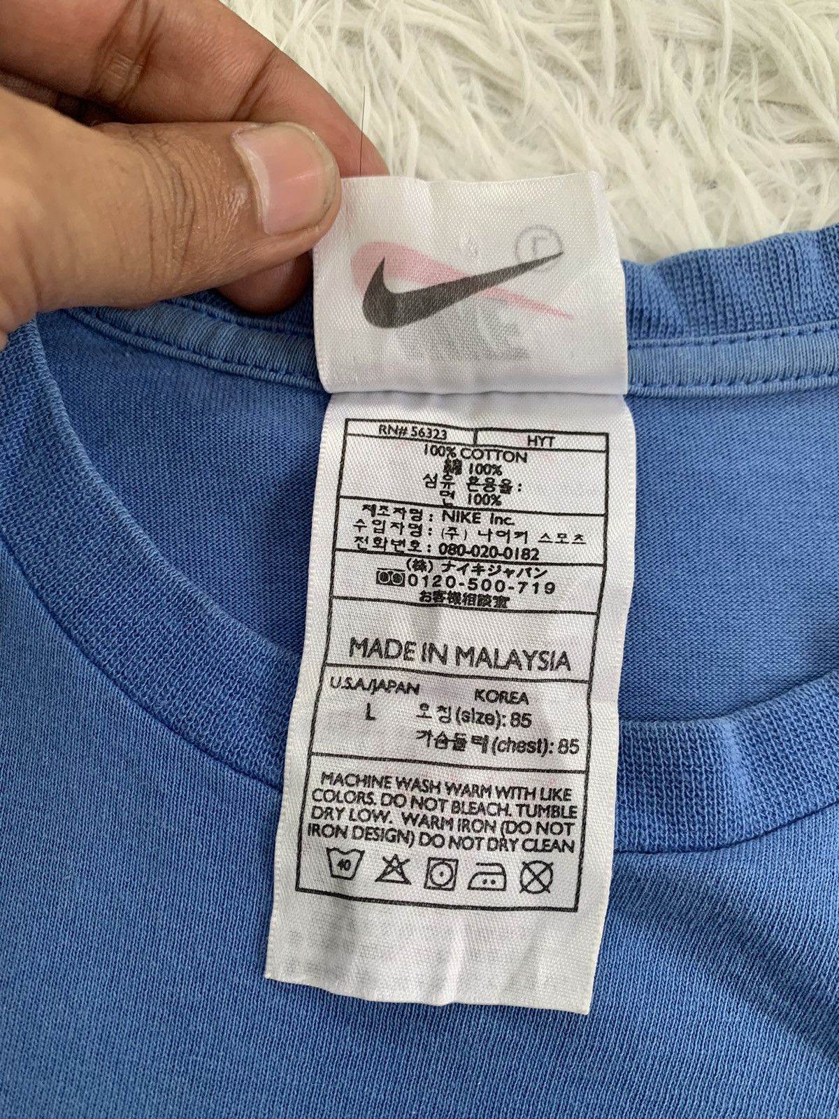 Nike × Vintage Vintage Nike Tee Big Logo Swoosh Size US L / EU 52-54 / 3 - 9 Thumbnail