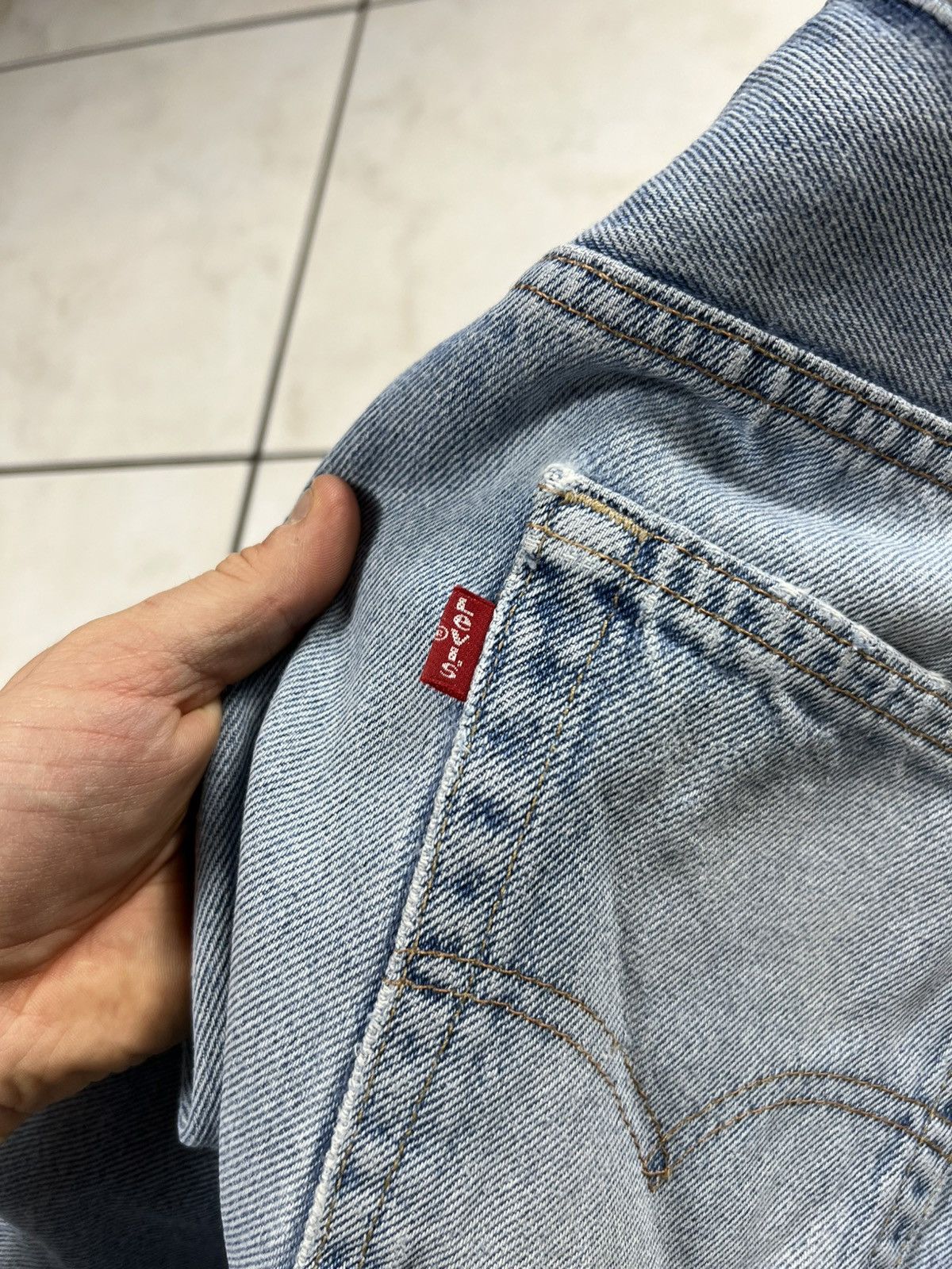 Levi's Vintage 90s Levi’s 518 light blue washed distressed jeans Size US 33 - 17 Thumbnail