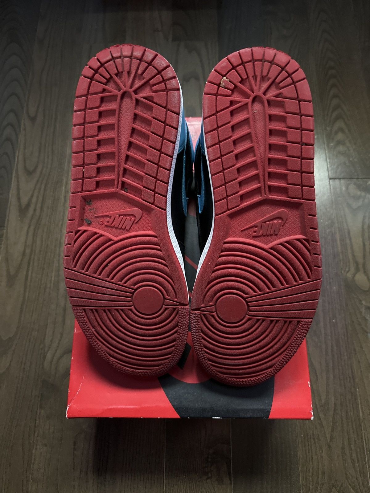 Jordan Brand × Nike WMNS Air Jordan 1 High OG Size US 9 / EU 42 - 6 Thumbnail