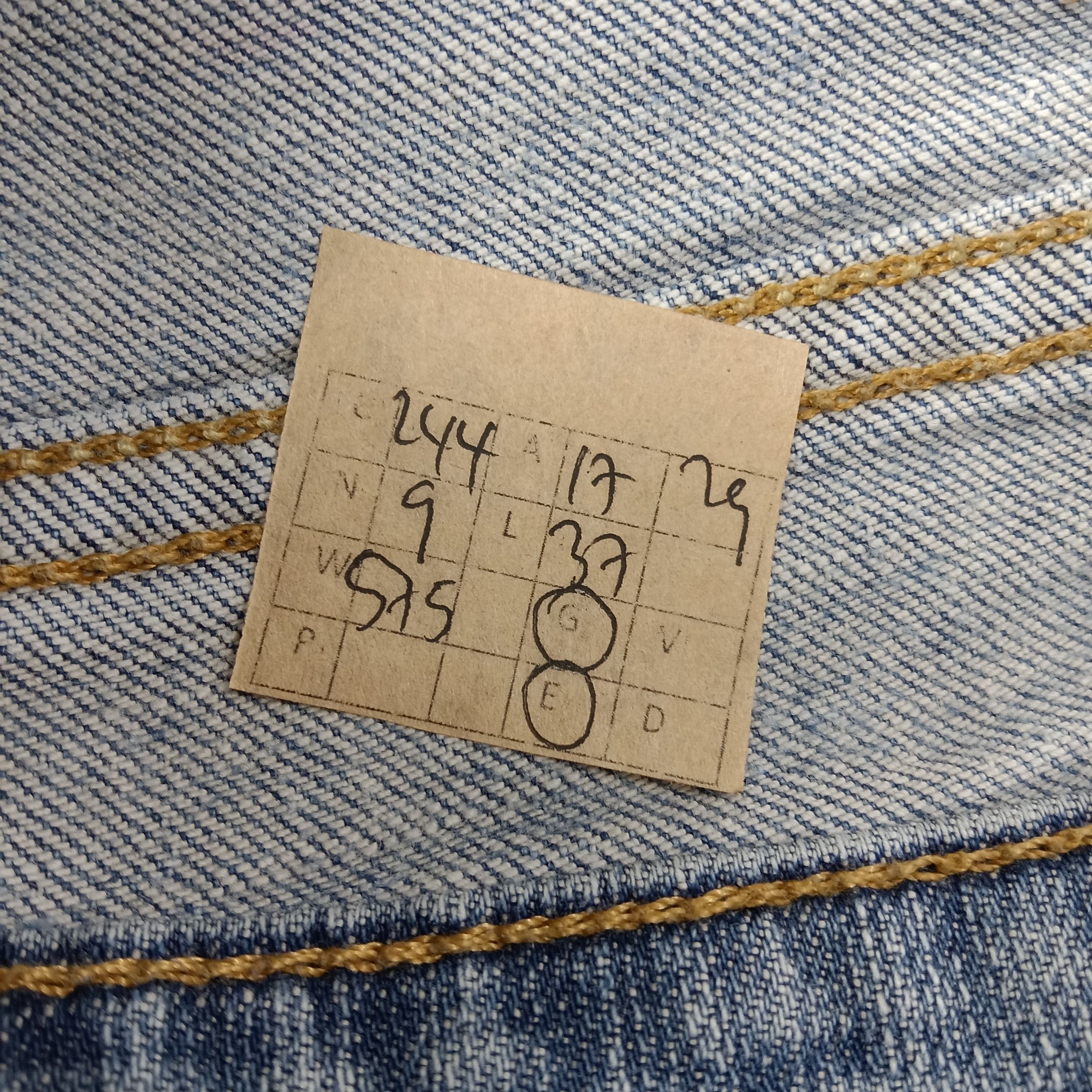 Levi's Levi's American Distressed Style Denim Jeans C244N9 Size US 34 / EU 50 - 16 Thumbnail