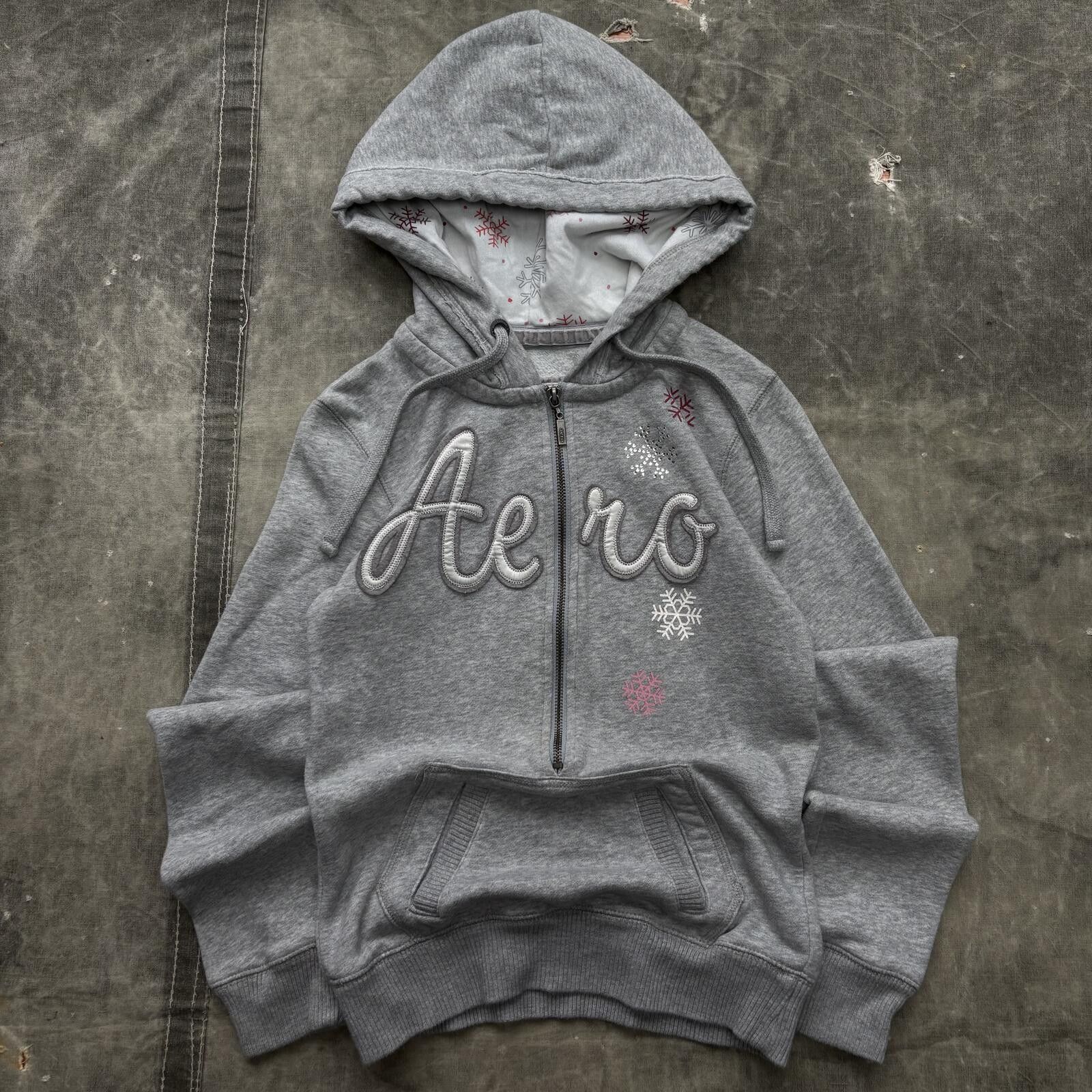 Aeropostale Vintage Y2K Aeropostale Snowflakes Rhinestone 1/2 Zip Hoodie Size S / US 4 / IT 40 - 1 Thumbnail
