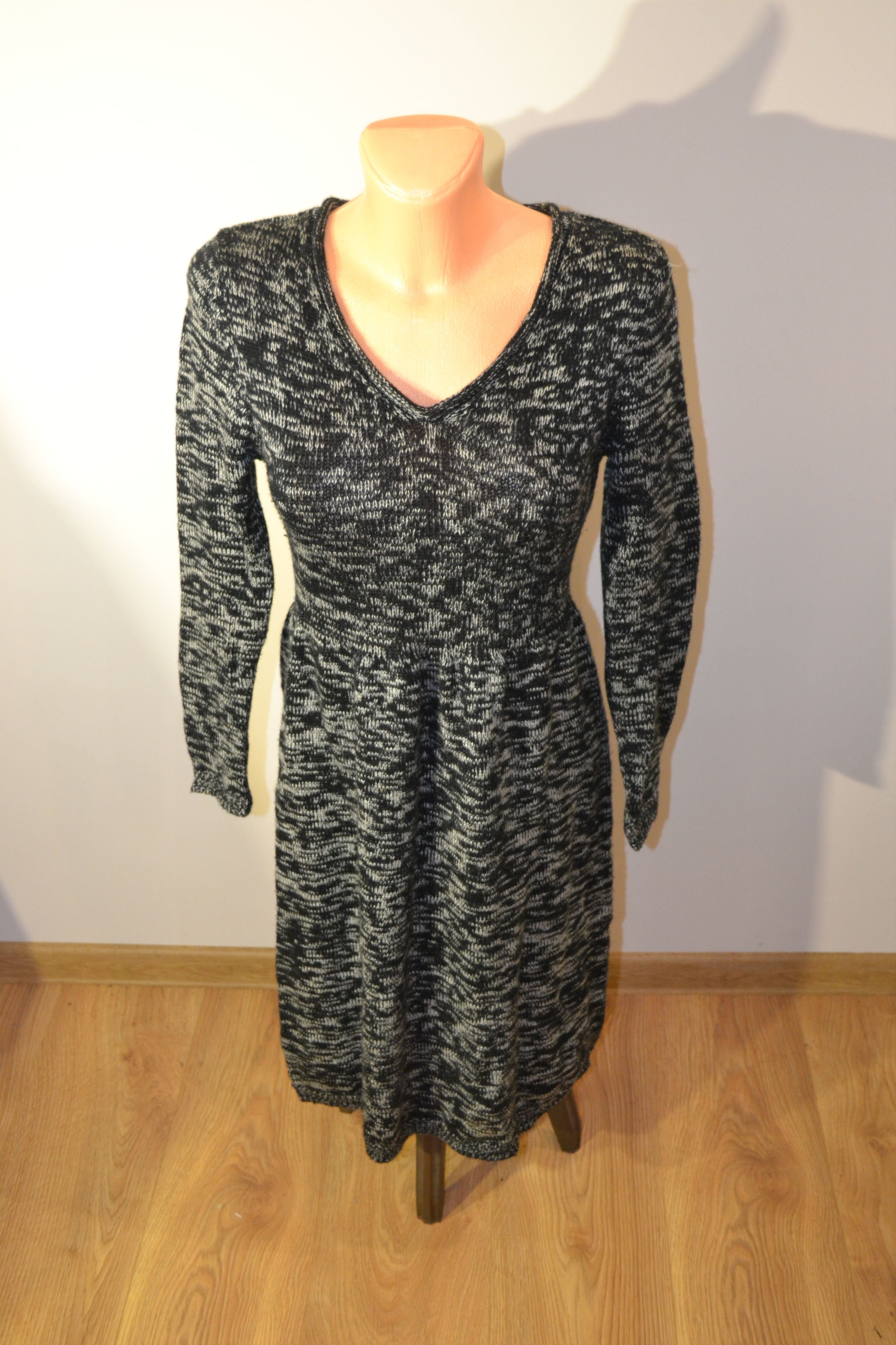 Calvin Klein Calvin Klein Merino Wool Knit Dress – XS Size Size XS / US 0-2 / IT 36-38 - 2 Thumbnail