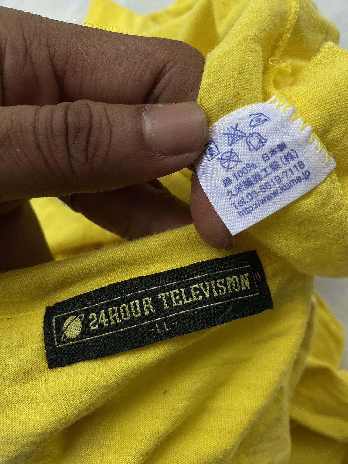Louis Vuitton × Yayoi Kusama Yayoi Kusama X 24 Hour Television T Shirt Size US XL / EU 56 / 4 - 2 Thumbnail