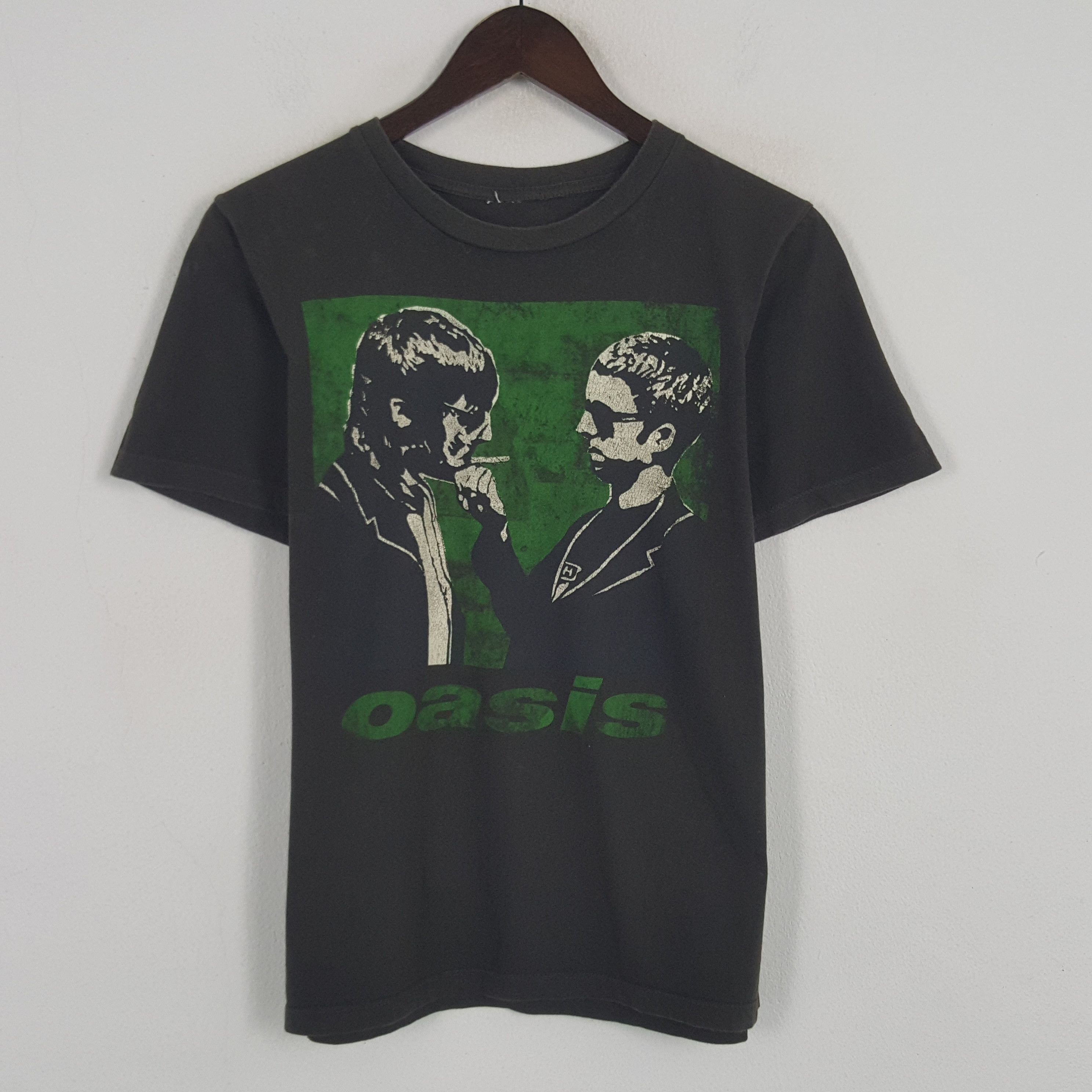 Band Tees × Vintage Vintage Oasis American Rock Band Tshirt Size US S / EU 44-46 / 1 - 1 Thumbnail