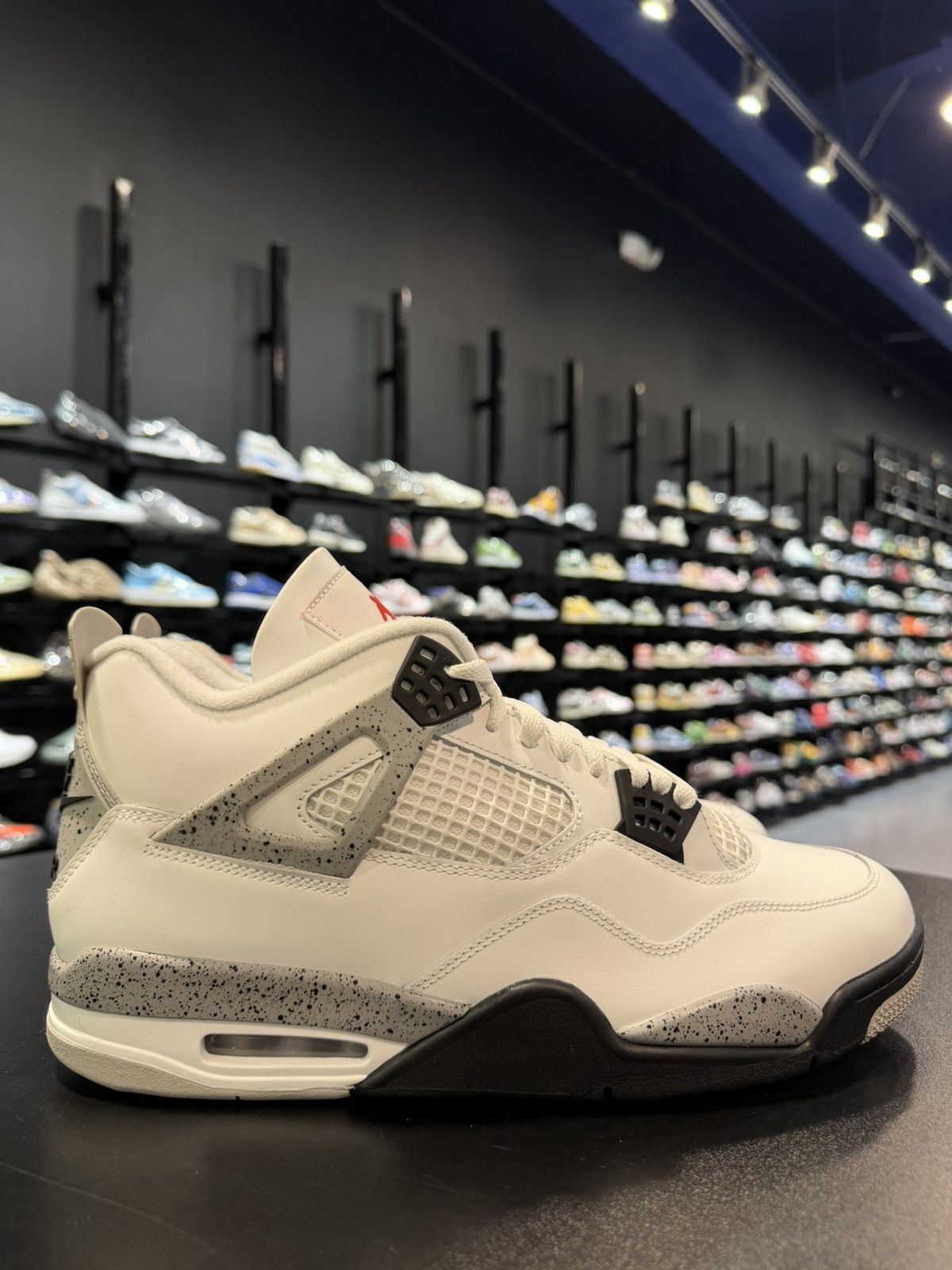 Jordan Brand Size 13 - Jordan 4 Retro White Cement (2025) Size US 13 / EU 46 - 3 Thumbnail