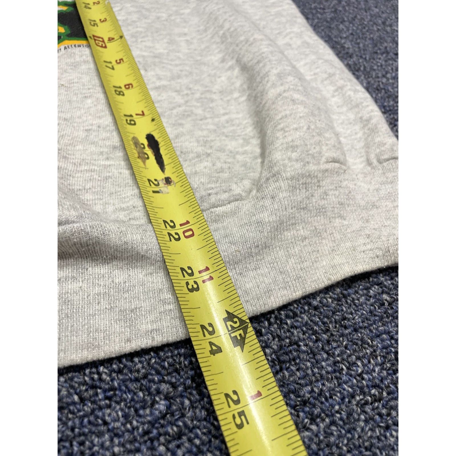 Jerzees VINTAGE Jerzees Sweatshirt Deer Hunting Crewneck Gray M Adults Unisex Funny Hunter Shirt pullover 90s style Size US M / EU 48-50 / 2 - 4 Thumbnail
