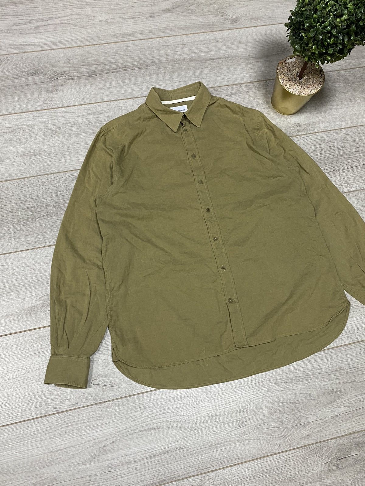 Norse Projects Norse Project shirt buttons Size US L / EU 52-54 / 3 - 2 Thumbnail