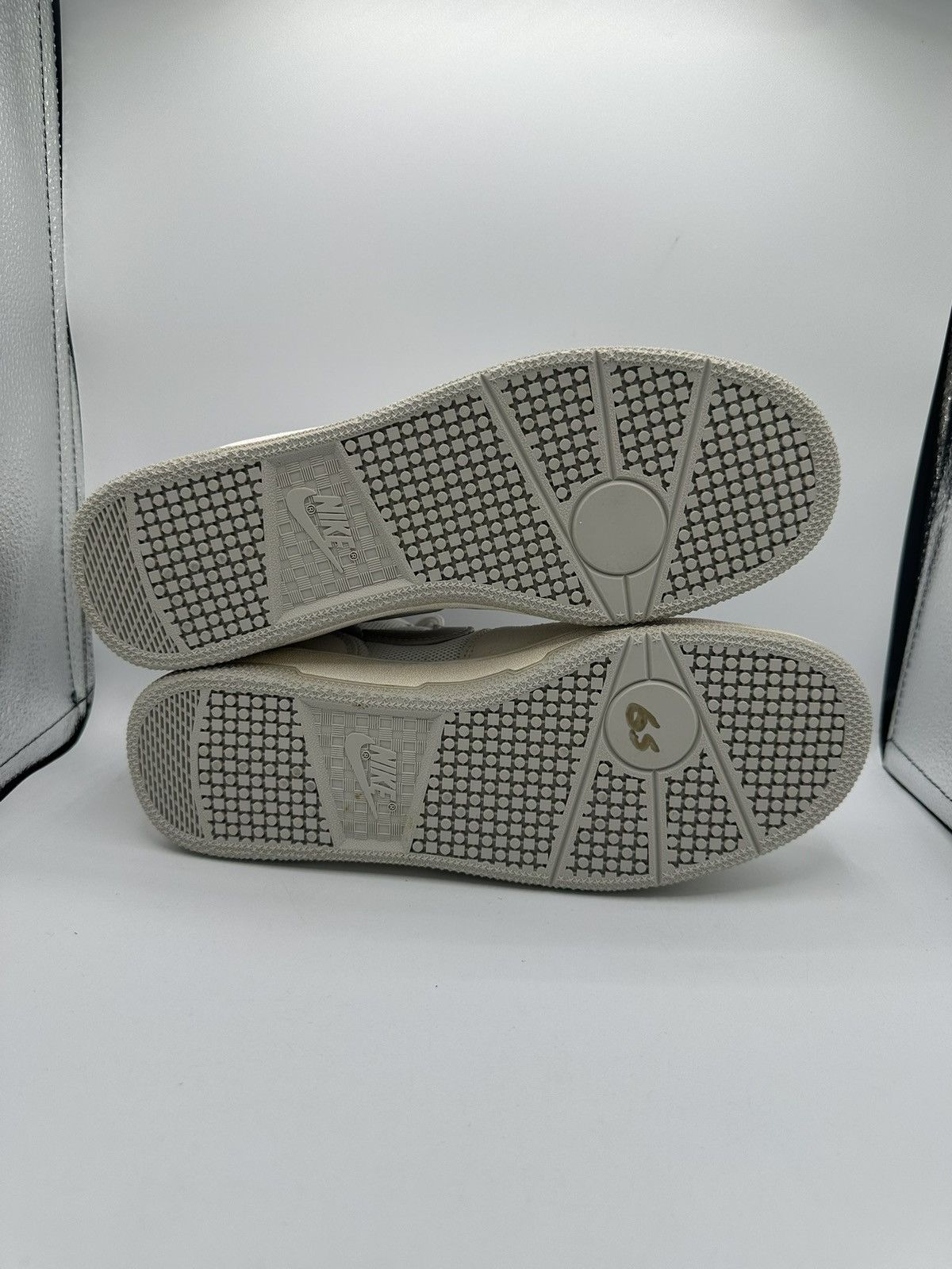 Nike Nike Mac Attack SP X Social Status “Silver Linings” size 6.5 Size US 6.5 / EU 39-40 - 5 Thumbnail